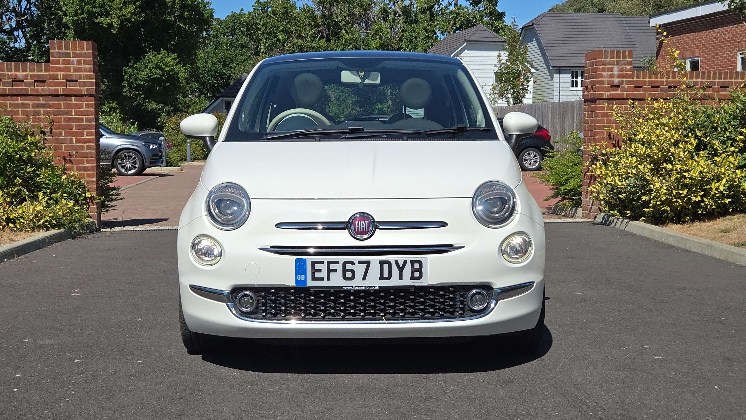 A 2017 FIAT 500 1.2 Lounge Euro 6 (s/s) 3dr A 2017 FIAT 500 1.2 Lounge Euro 6 (s/s) 3dr