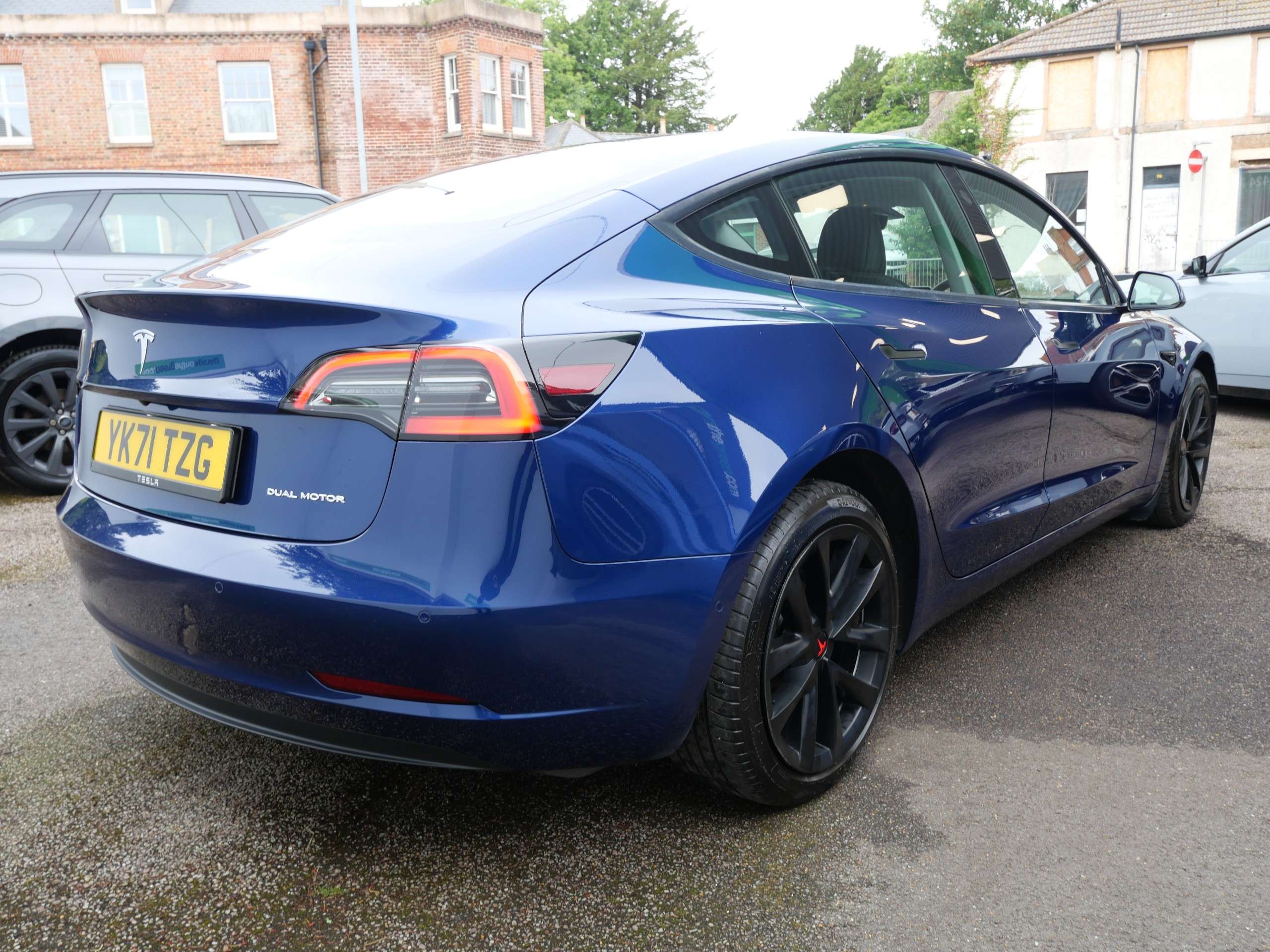 2021 TESLA MODEL 3 2021 TESLA MODEL 3