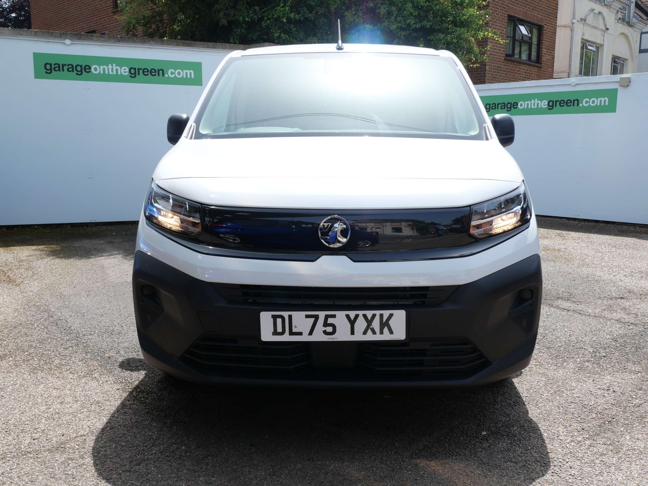 A 2025 VAUXHALL COMBO 1.5 Turbo D 2300 Prime-Plus Auto SWB Euro 6 (s/s) (130 ps) 5dr Only 400 Miles A 2025 VAUXHALL COMBO 1.5 Turbo D 2300 Prime-Plus Auto SWB Euro 6 (s/s) (130 ps) 5dr Only 400 Miles