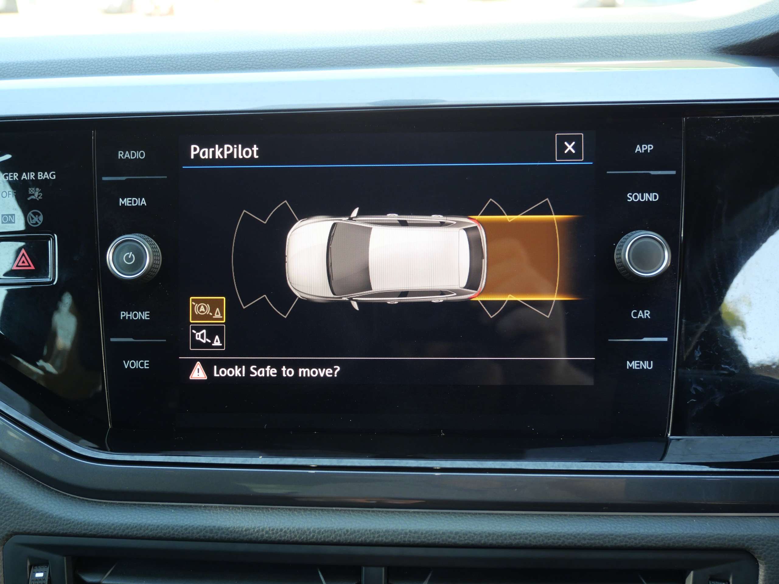 2019 VOLKSWAGEN POLO 2019 VOLKSWAGEN POLO