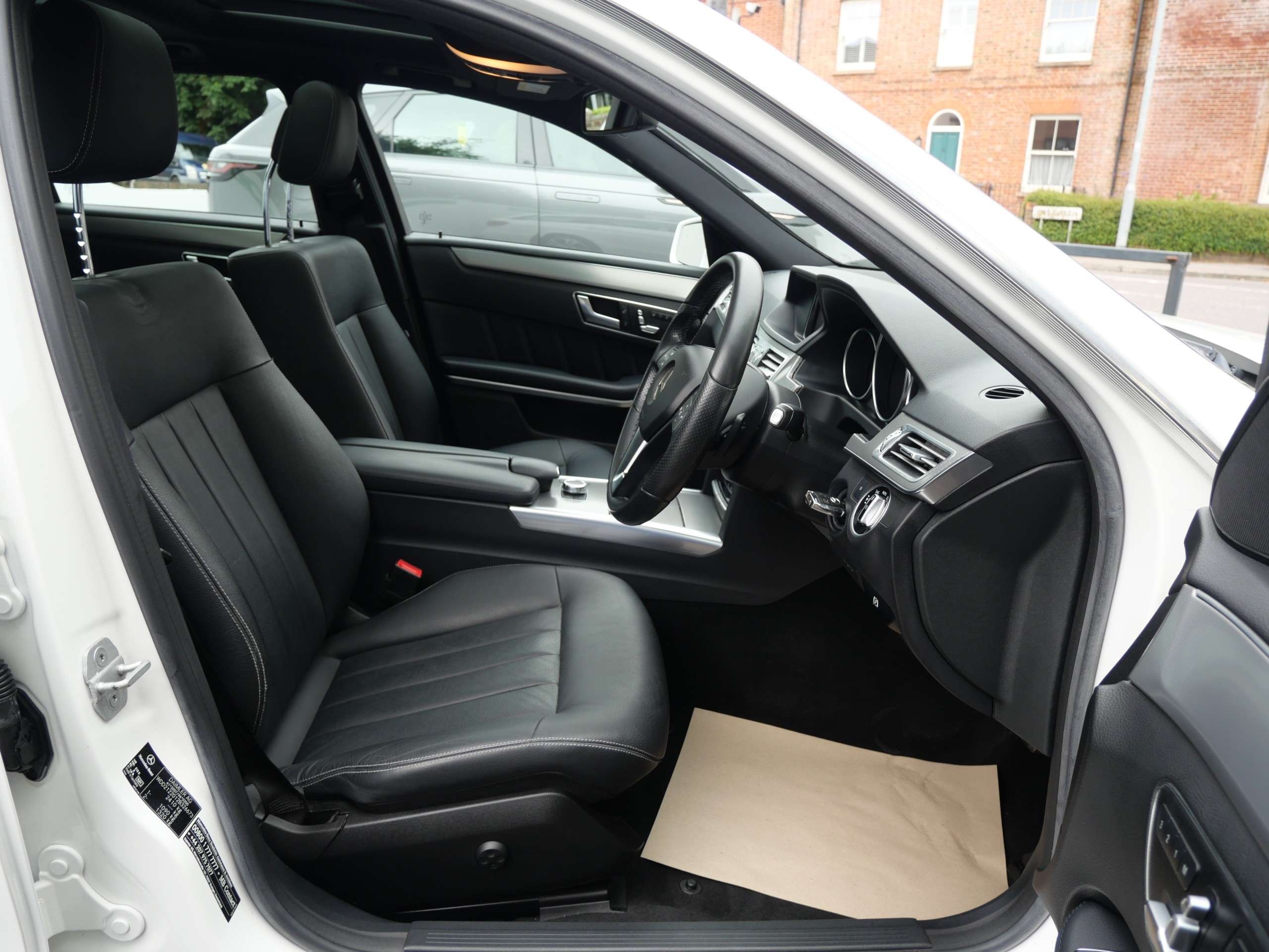 2016 MERCEDES-BENZ E CLASS 2016 MERCEDES-BENZ E CLASS