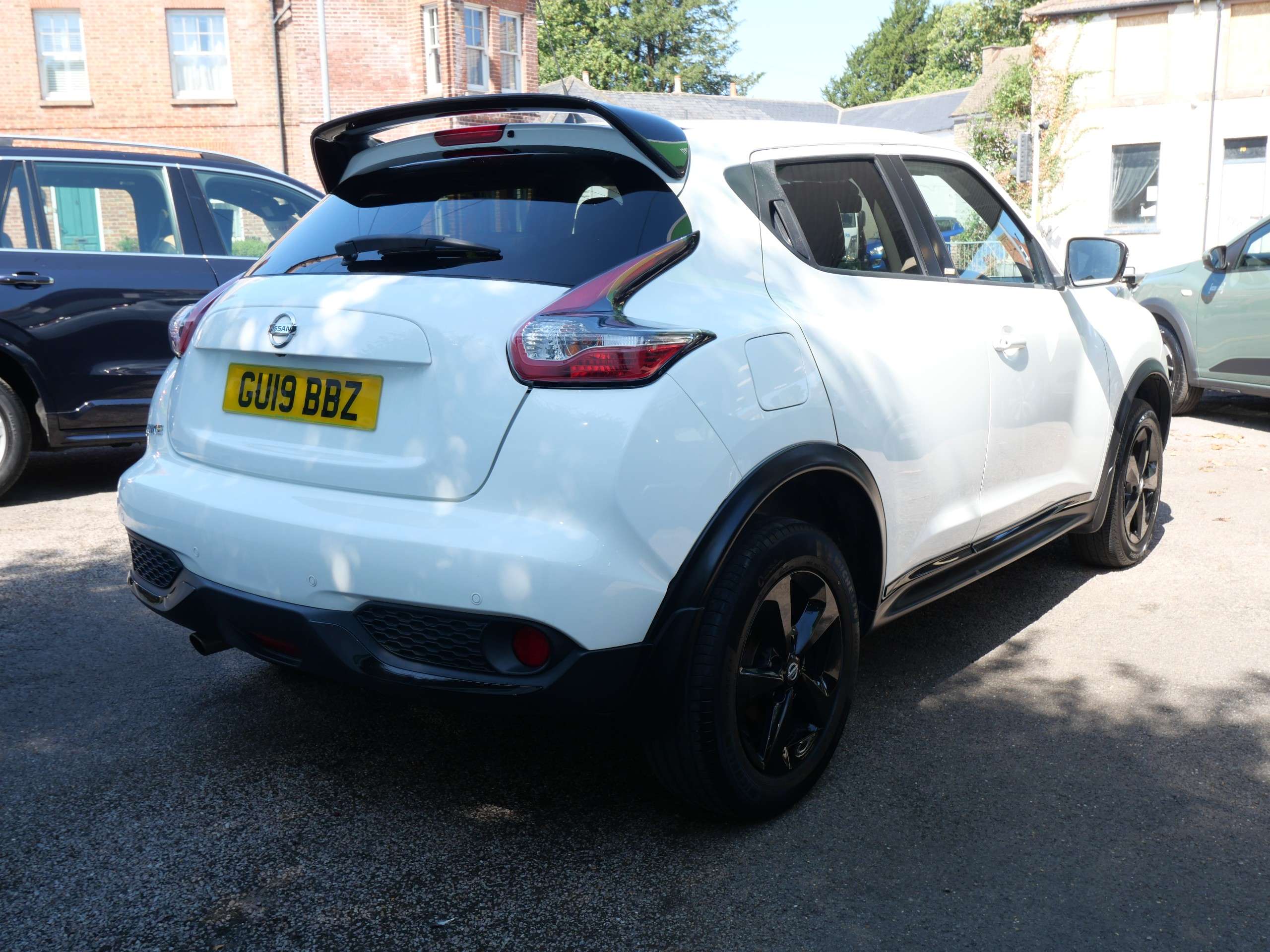 A 2019 NISSAN JUKE 1.6 Bose Personal Edition XTRON Euro 6 5dr 36000 Miles A 2019 NISSAN JUKE 1.6 Bose Personal Edition XTRON Euro 6 5dr 36000 Miles