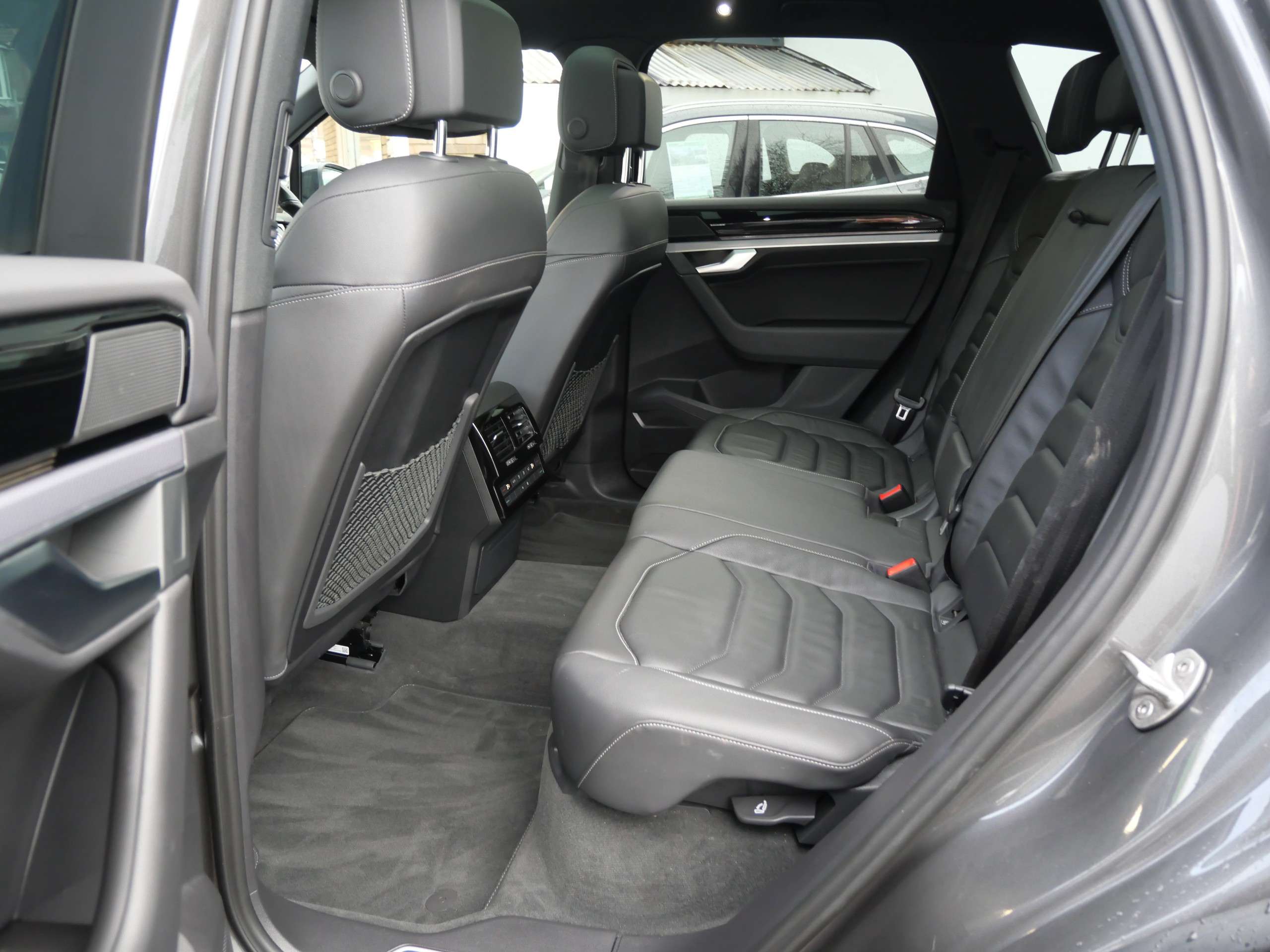 2022 VOLKSWAGEN TOUAREG 2022 VOLKSWAGEN TOUAREG