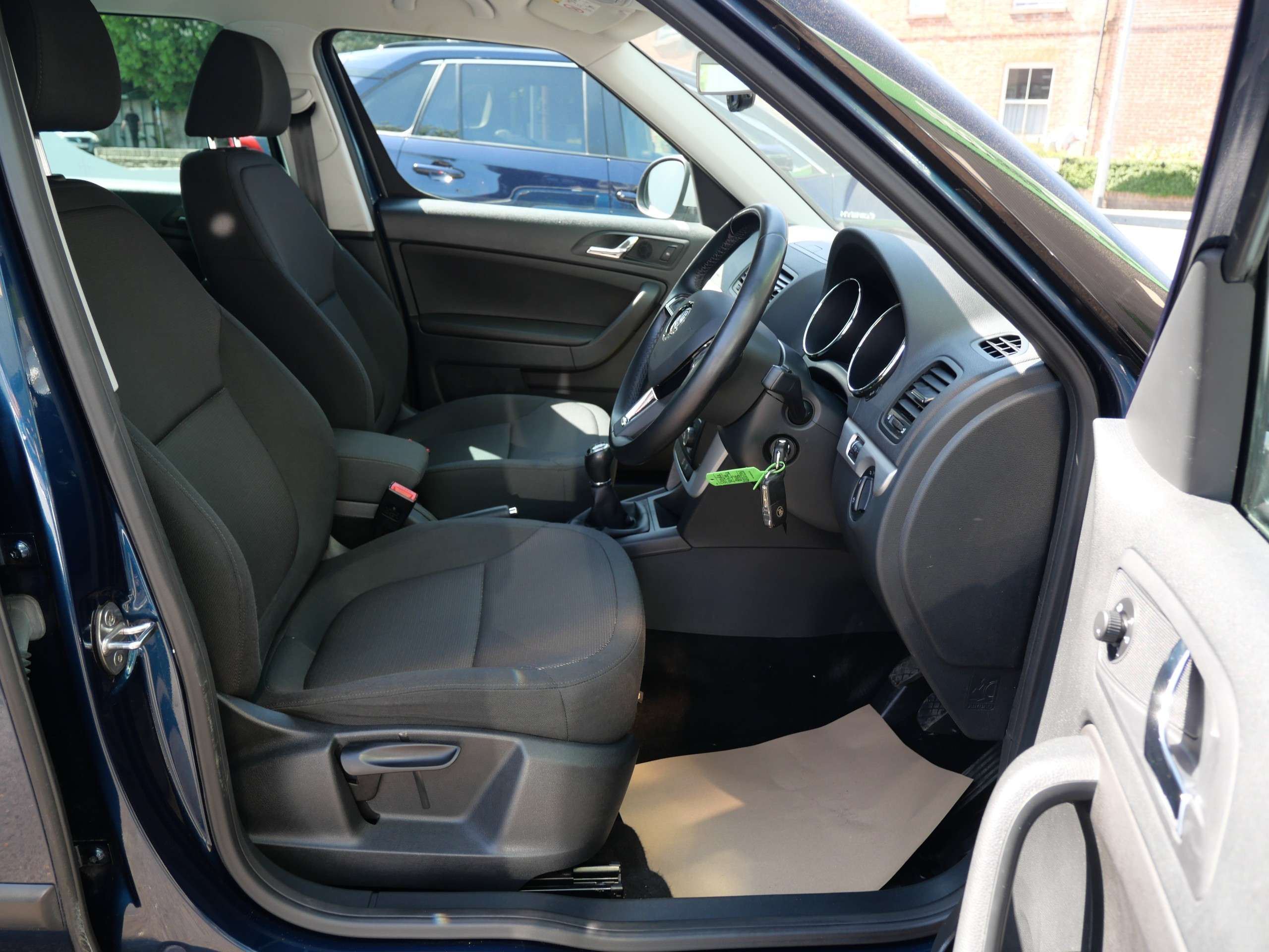 2015 SKODA YETI 2015 SKODA YETI