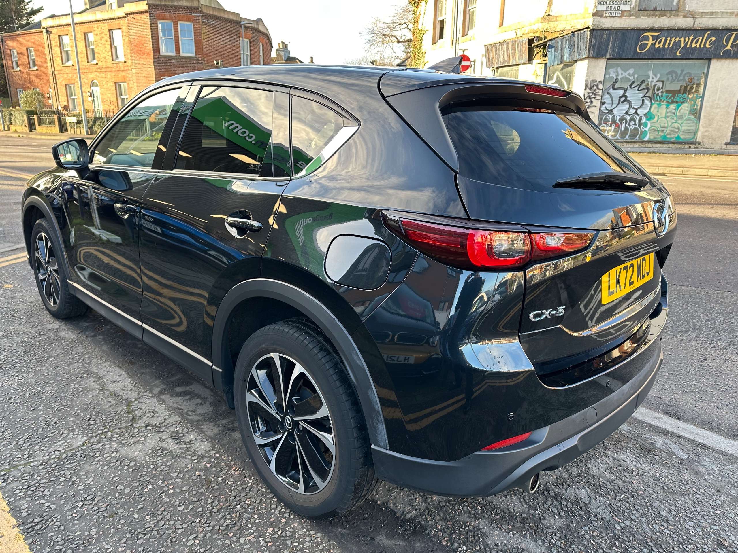 A 2023 MAZDA CX-5 2.0 SKYACTIV-G Sport Edition Auto Euro 6 (s/s) 5dr A 2023 MAZDA CX-5 2.0 SKYACTIV-G Sport Edition Auto Euro 6 (s/s) 5dr