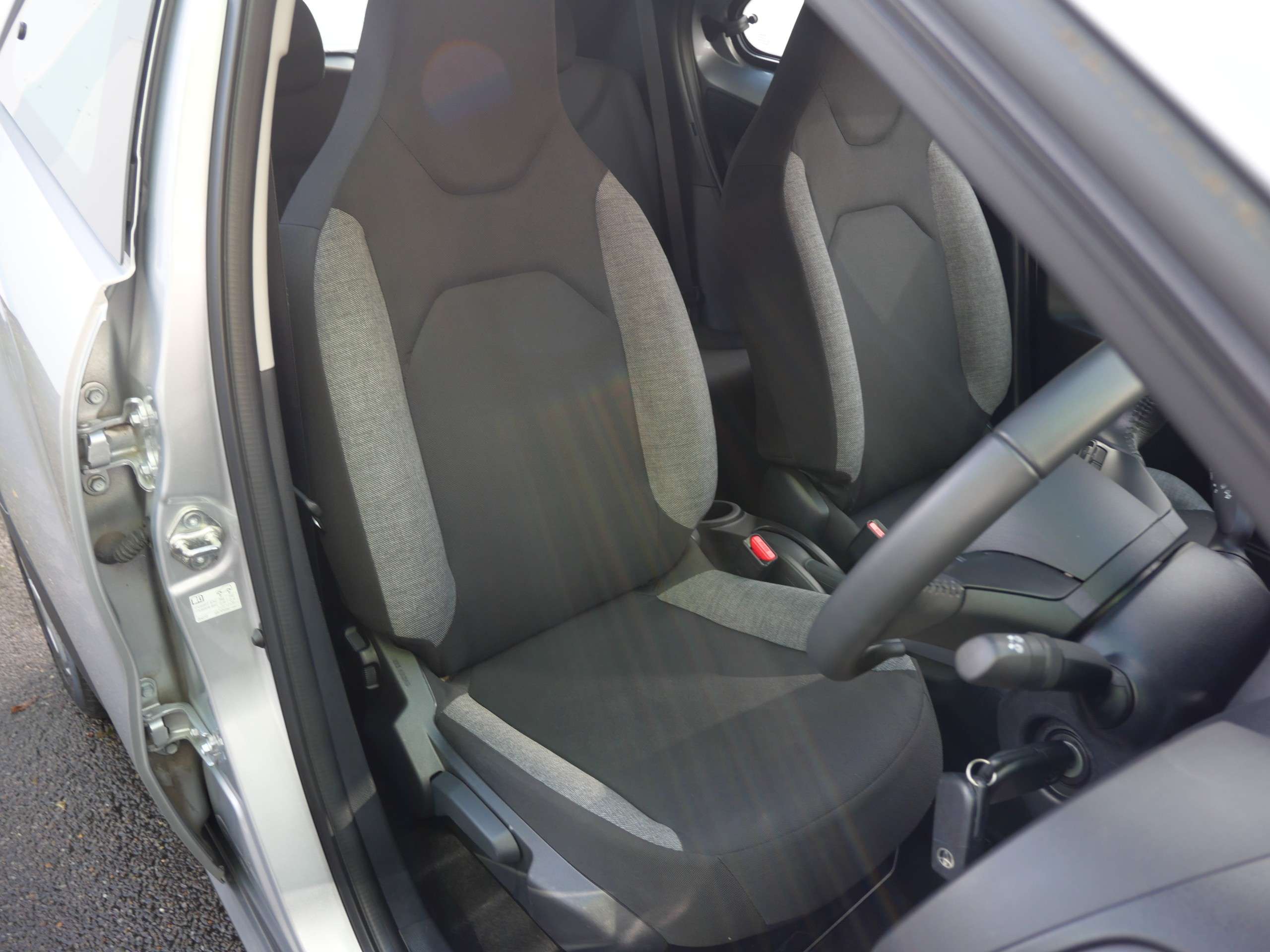 2023 TOYOTA AYGO X 2023 TOYOTA AYGO X