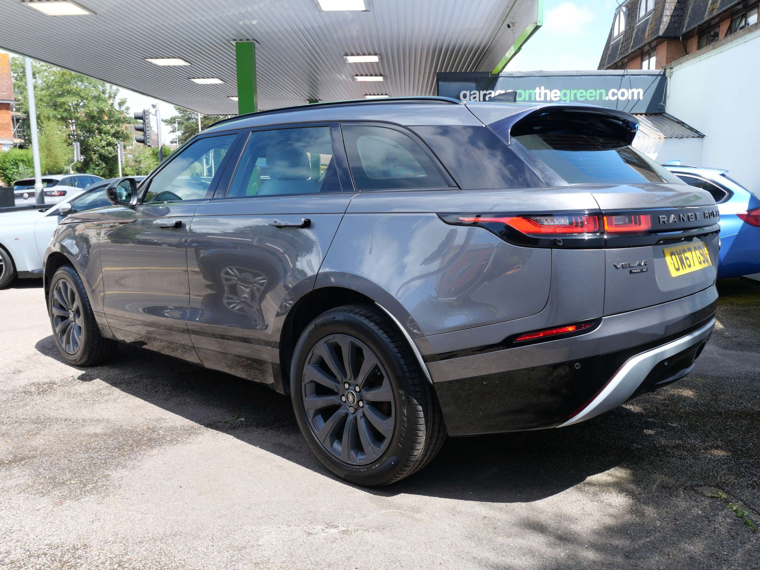 2017 LAND ROVER RANGE ROVER VELAR 2017 LAND ROVER RANGE ROVER VELAR