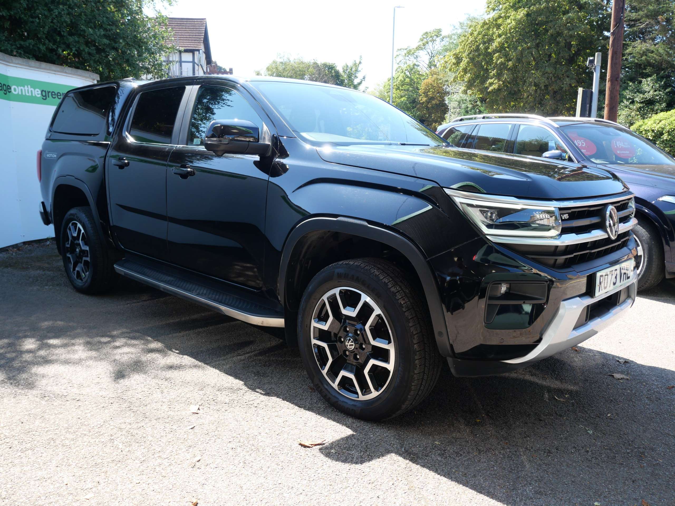 A 2023 VOLKSWAGEN AMAROK 3.0 TDI V6 Style Pickup Double Cab Auto 4Motion Euro 6 (s/s) (240 ps) 4dr 1 Owner A 2023 VOLKSWAGEN AMAROK 3.0 TDI V6 Style Pickup Double Cab Auto 4Motion Euro 6 (s/s) (240 ps) 4dr 1 Owner