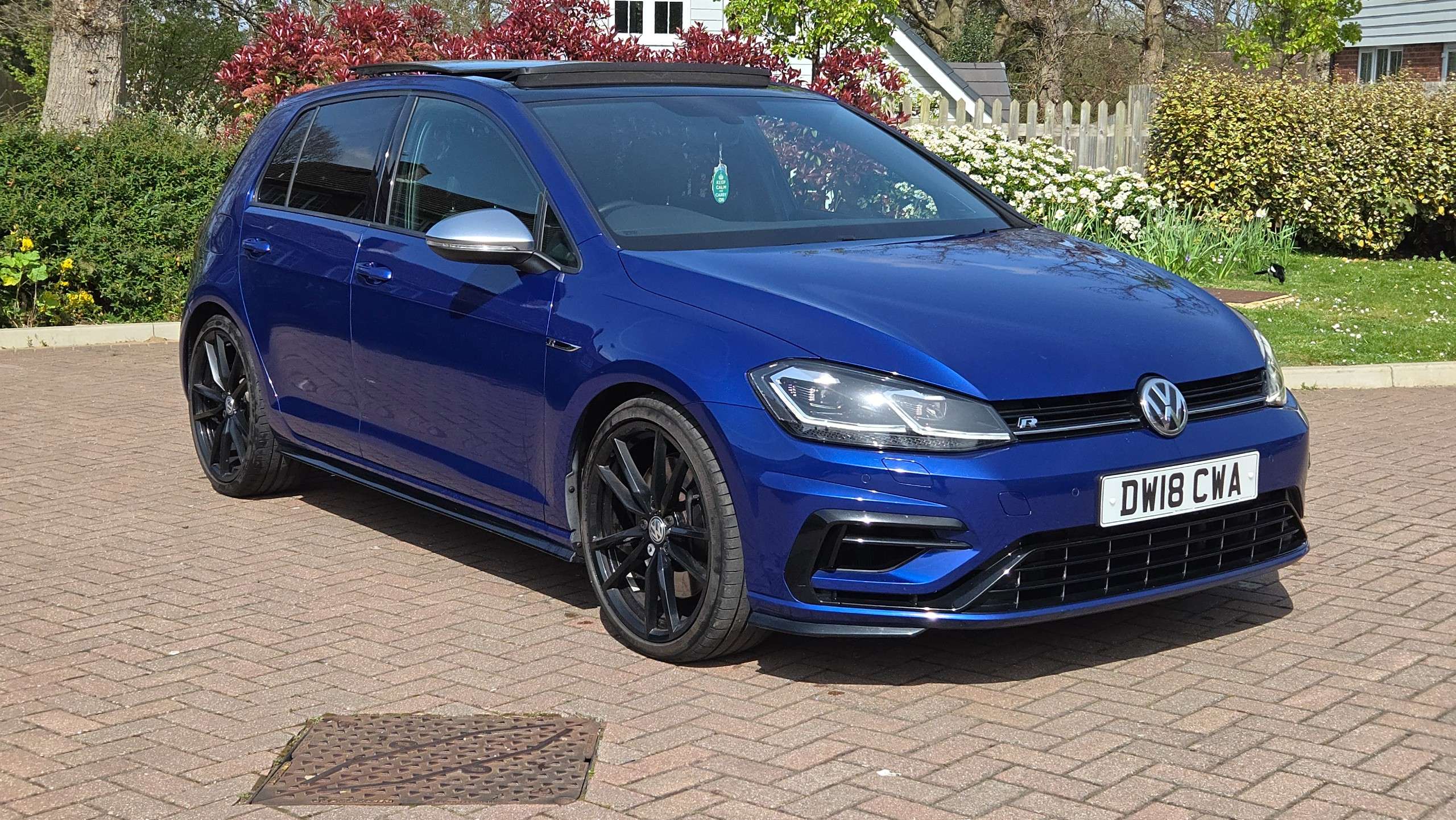 A 2018 VOLKSWAGEN GOLF 2.0 TSI R DSG 4Motion Euro 6 (s/s) (310 ps) 5dr A 2018 VOLKSWAGEN GOLF 2.0 TSI R DSG 4Motion Euro 6 (s/s) (310 ps) 5dr