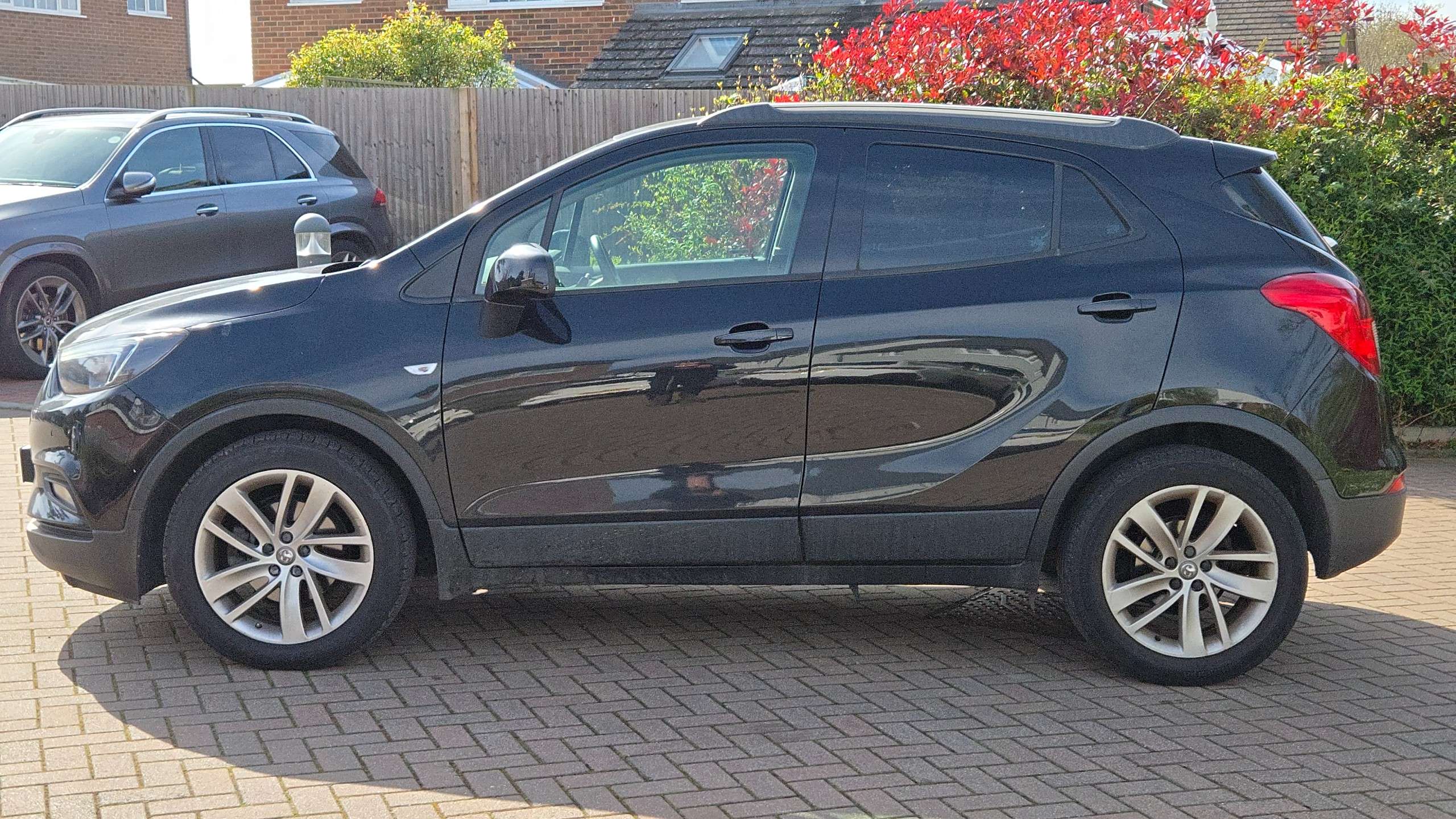 A 2017 VAUXHALL MOKKA X 1.4i Turbo Active Auto Euro 6 5dr Only 33000 Miles A 2017 VAUXHALL MOKKA X 1.4i Turbo Active Auto Euro 6 5dr Only 33000 Miles