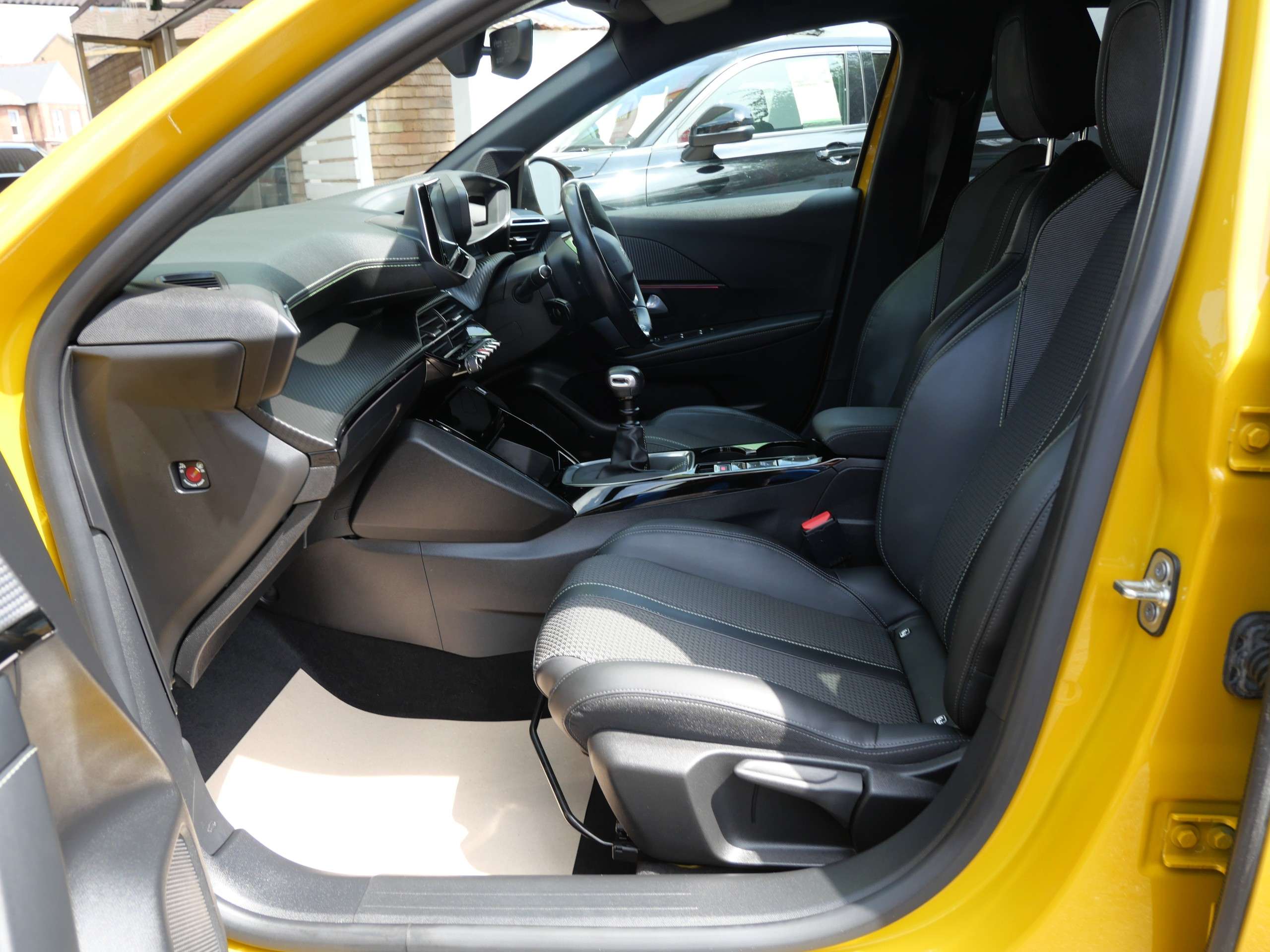 2020 PEUGEOT 208 2020 PEUGEOT 208