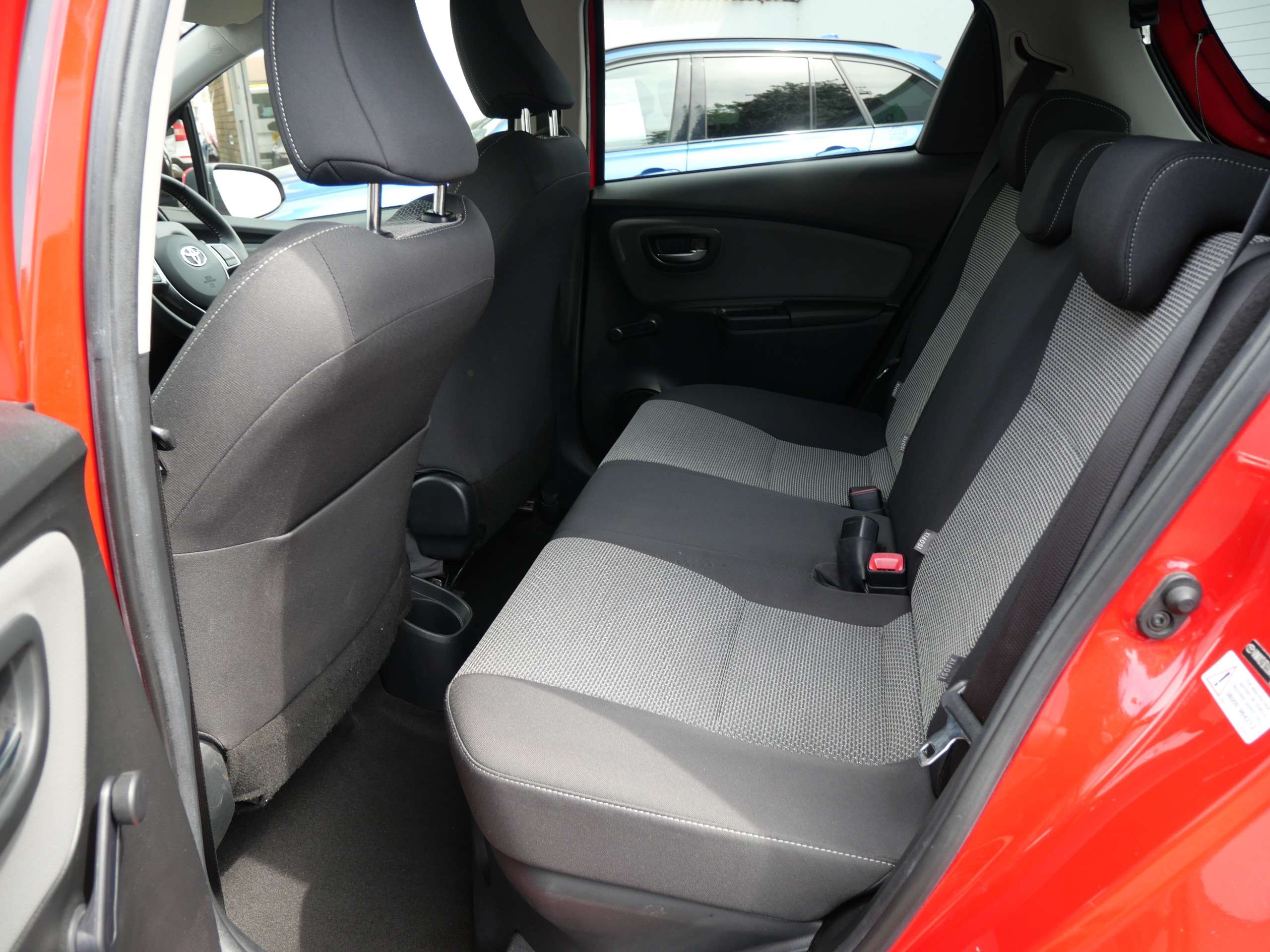 2017 TOYOTA YARIS 2017 TOYOTA YARIS