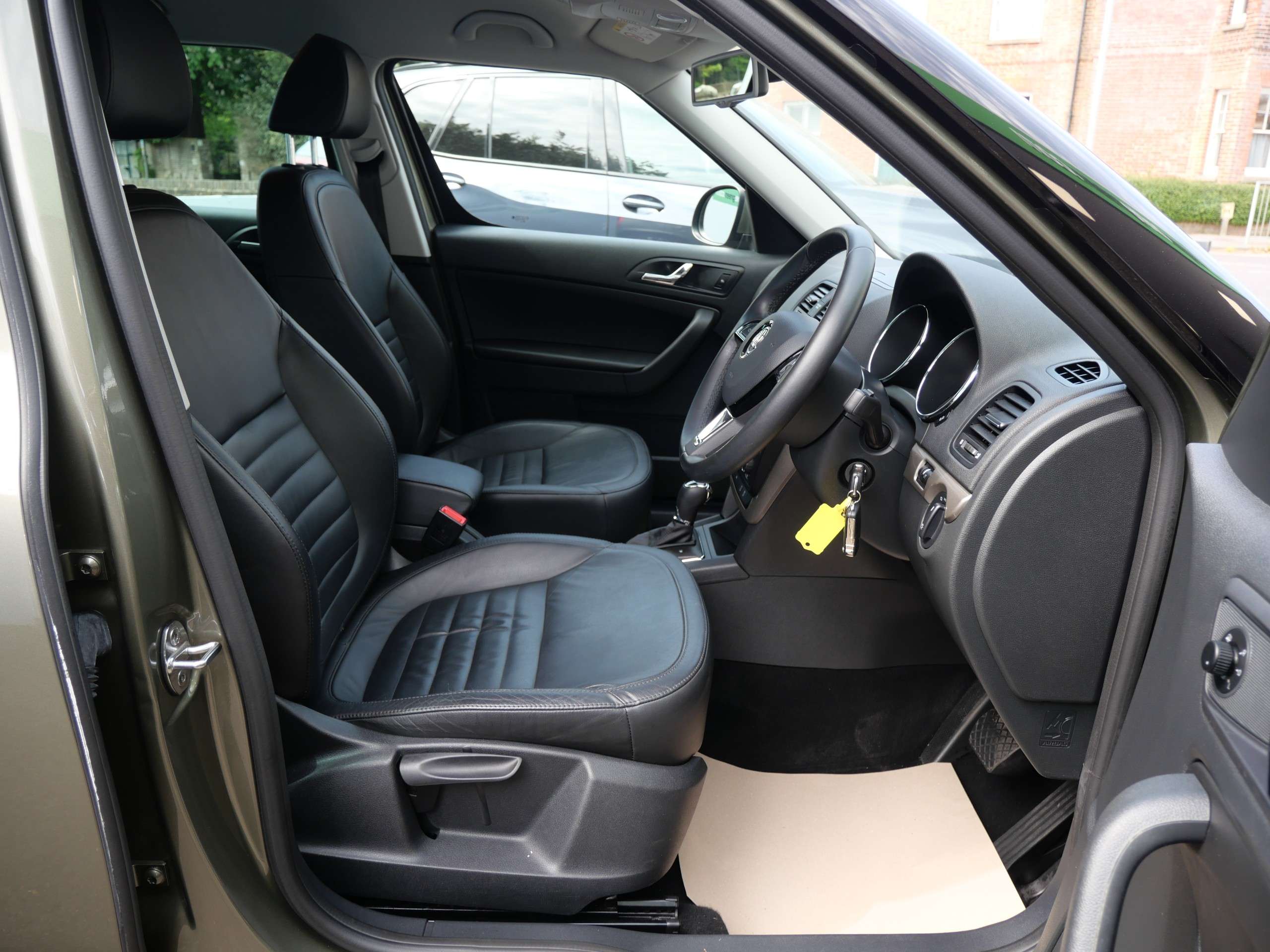 2015 SKODA YETI 2015 SKODA YETI