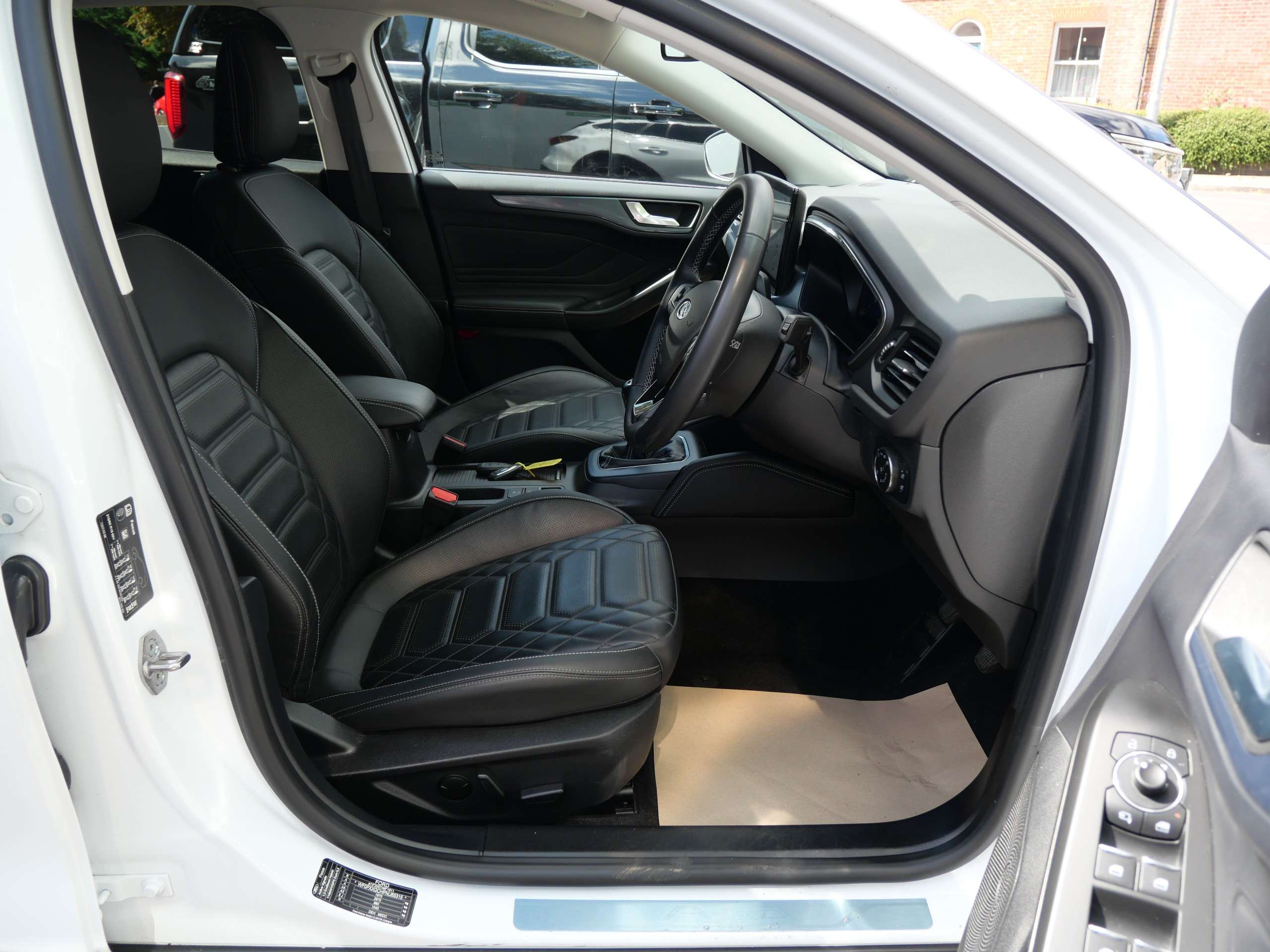 2022 FORD FOCUS 2022 FORD FOCUS