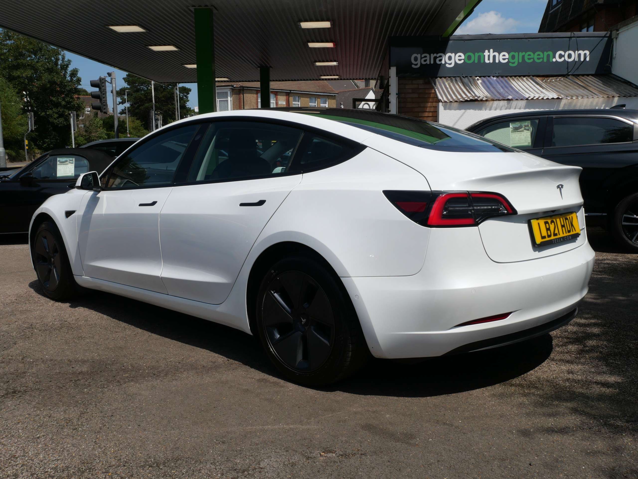 2021 TESLA MODEL 3 2021 TESLA MODEL 3