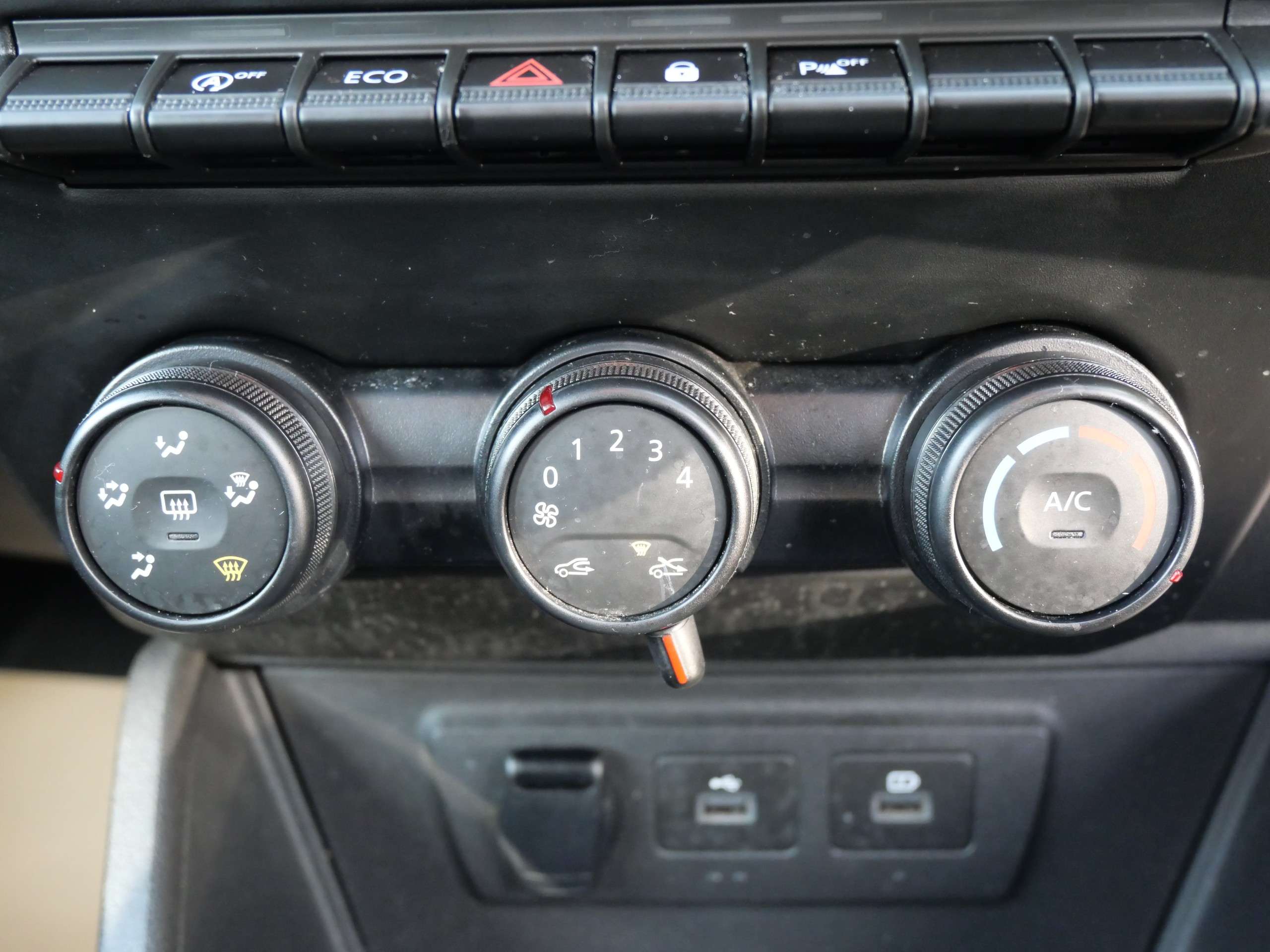 2022 DACIA DUSTER 2022 DACIA DUSTER