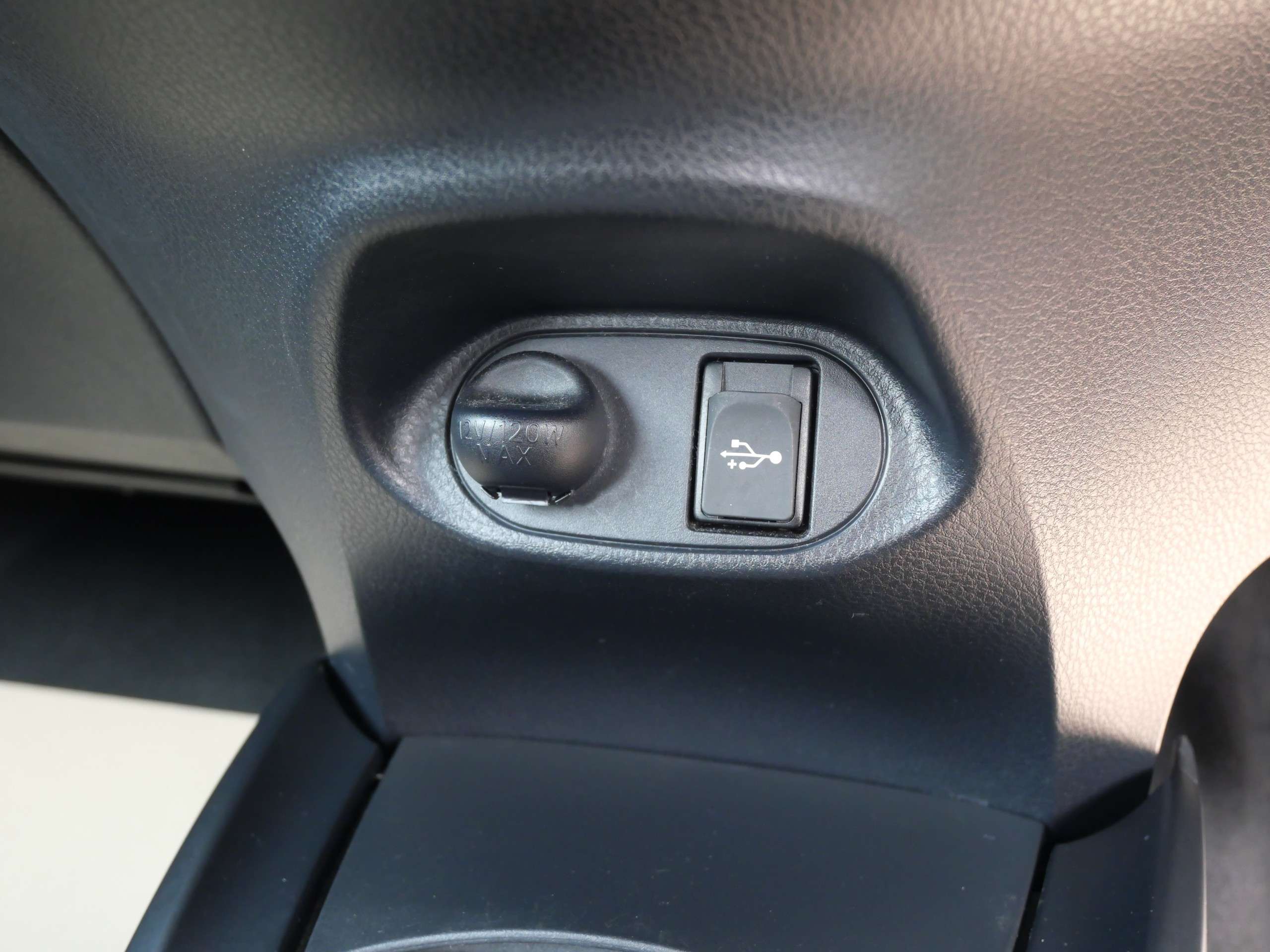 2017 TOYOTA YARIS 2017 TOYOTA YARIS