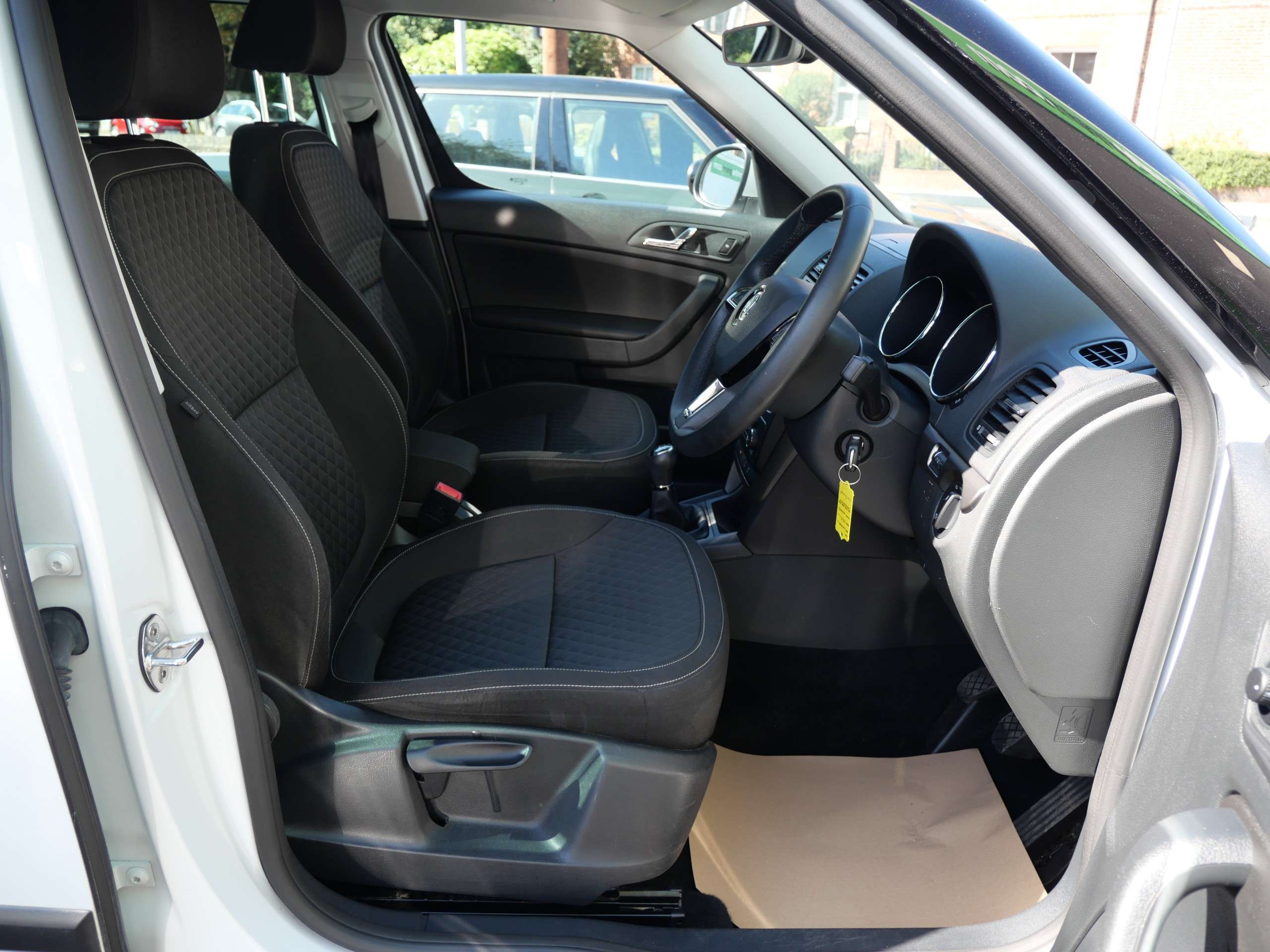 2017 SKODA YETI 2017 SKODA YETI