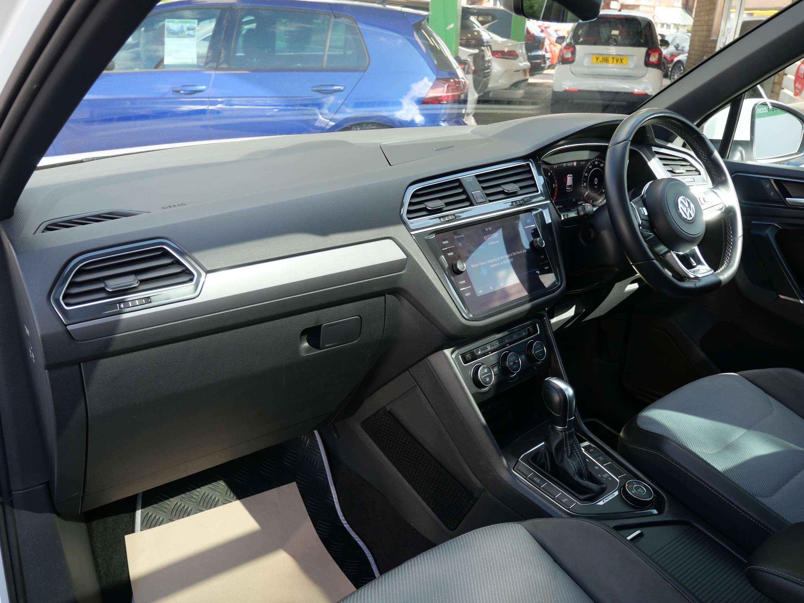 2018 VOLKSWAGEN TIGUAN 2018 VOLKSWAGEN TIGUAN