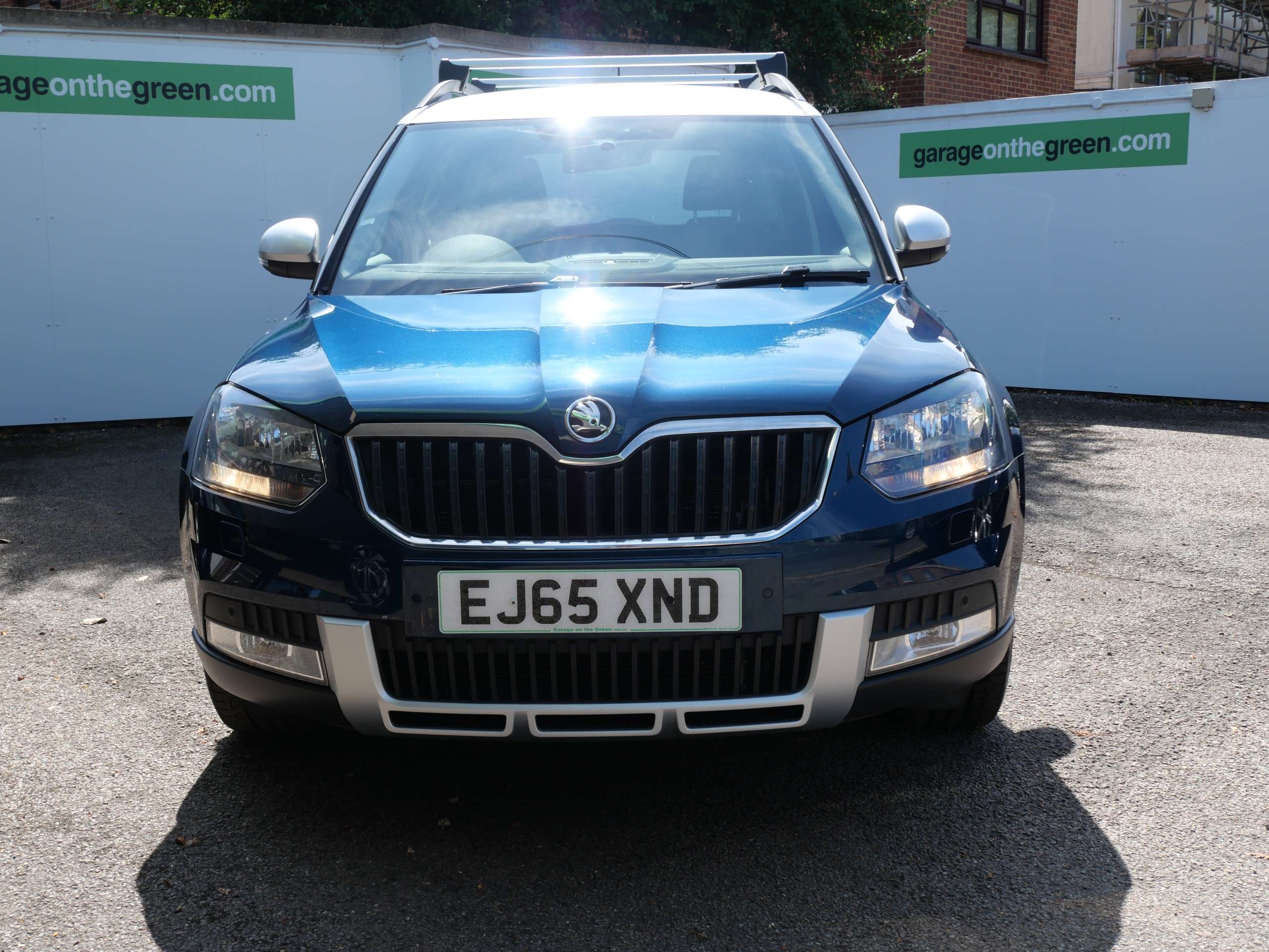 A 2016 SKODA YETI 2.0 TDI SE Outdoor 4WD Euro 6 (s/s) 5dr A 2016 SKODA YETI 2.0 TDI SE Outdoor 4WD Euro 6 (s/s) 5dr