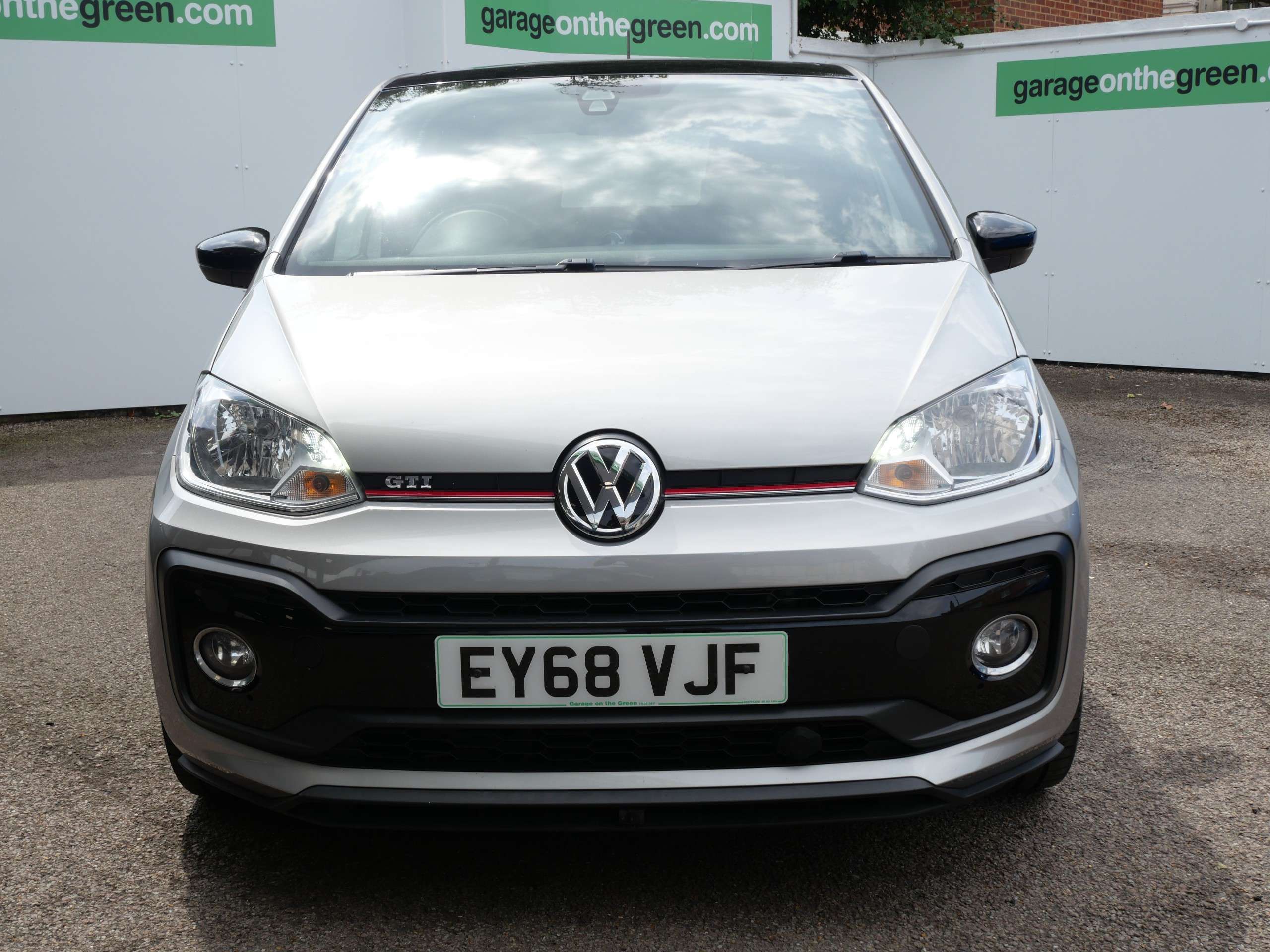 A 2018 VOLKSWAGEN UP! 1.0 UP GTI Euro 6 (s/s) 5dr Only 25000 Miles A 2018 VOLKSWAGEN UP! 1.0 UP GTI Euro 6 (s/s) 5dr Only 25000 Miles