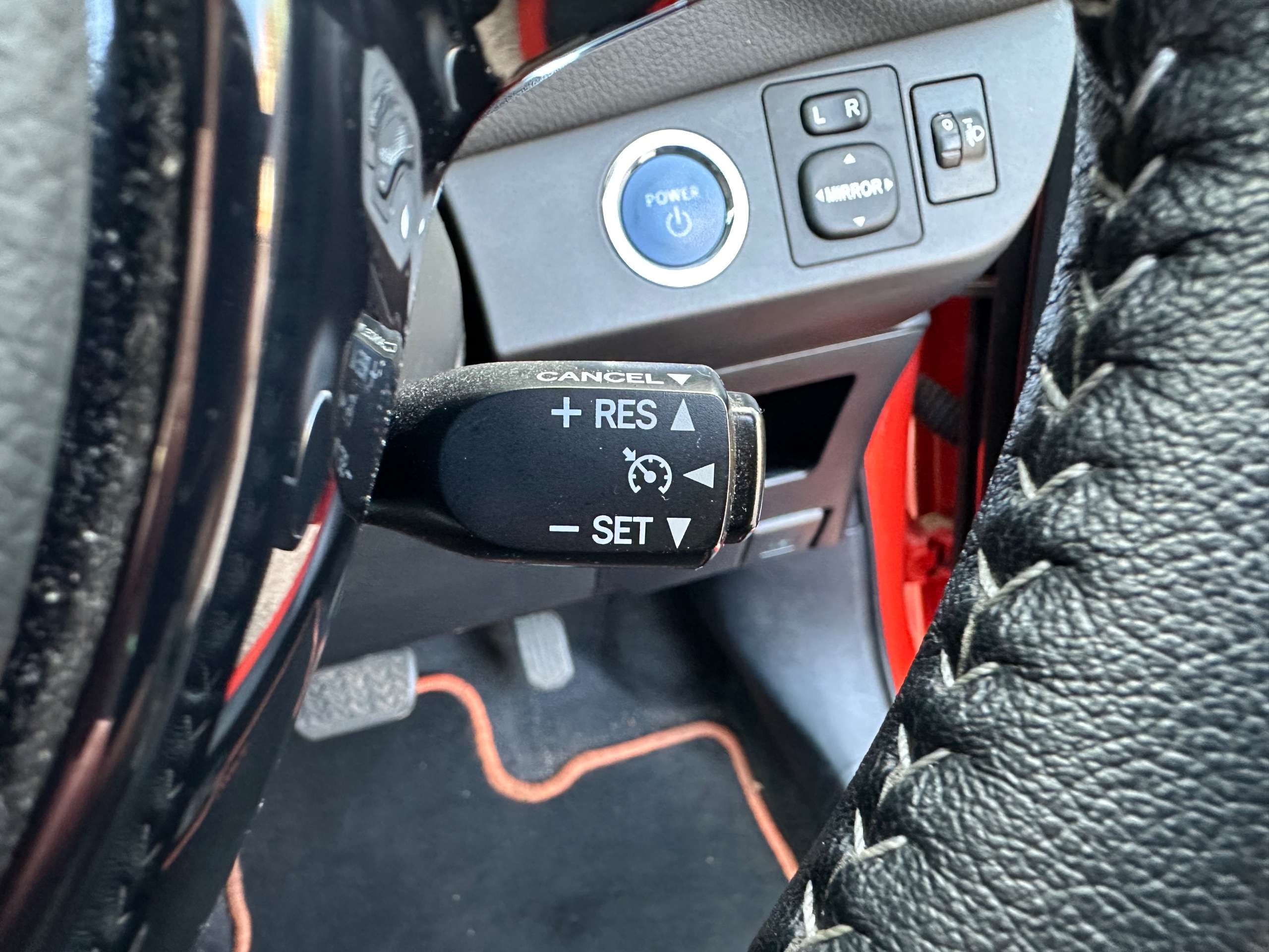 2016 TOYOTA YARIS 2016 TOYOTA YARIS