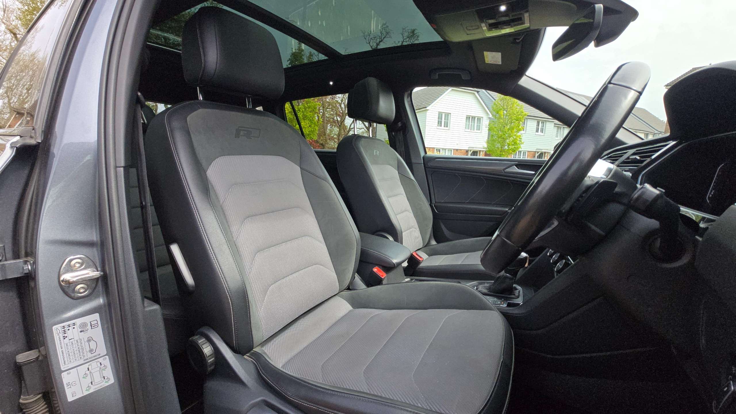 2019 VOLKSWAGEN TIGUAN 2019 VOLKSWAGEN TIGUAN