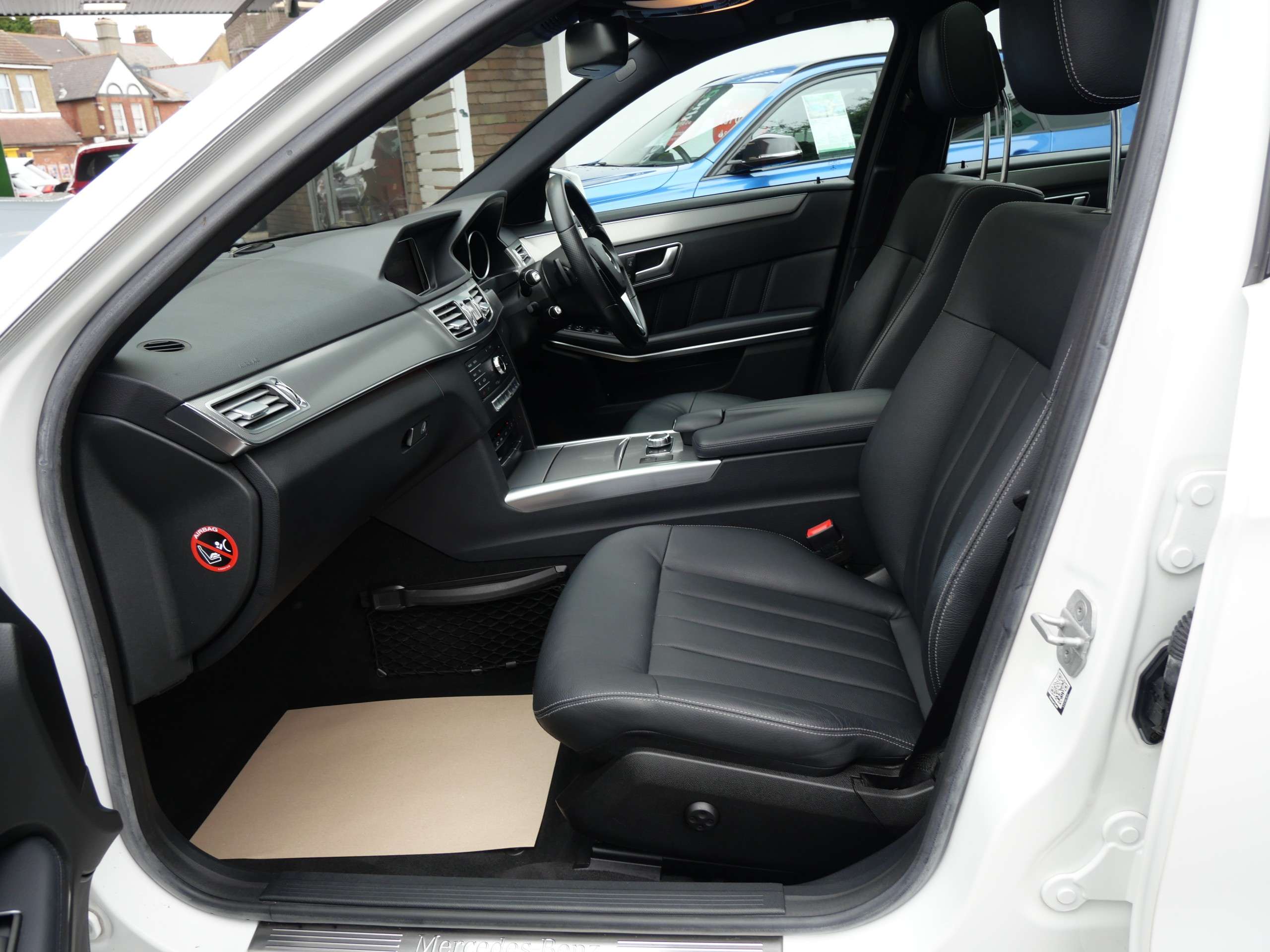 2016 MERCEDES-BENZ E CLASS 2016 MERCEDES-BENZ E CLASS