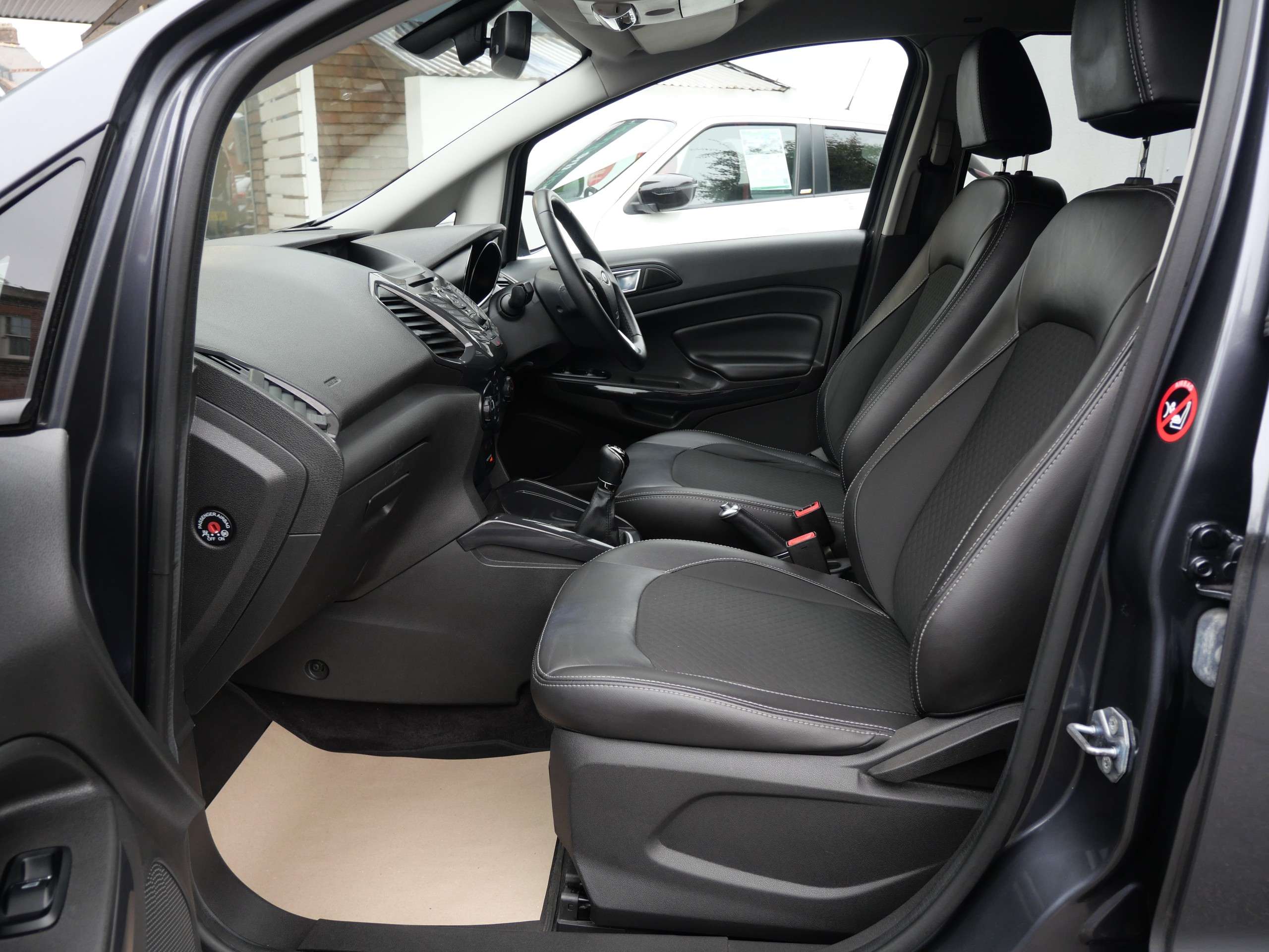 2017 FORD ECOSPORT 2017 FORD ECOSPORT