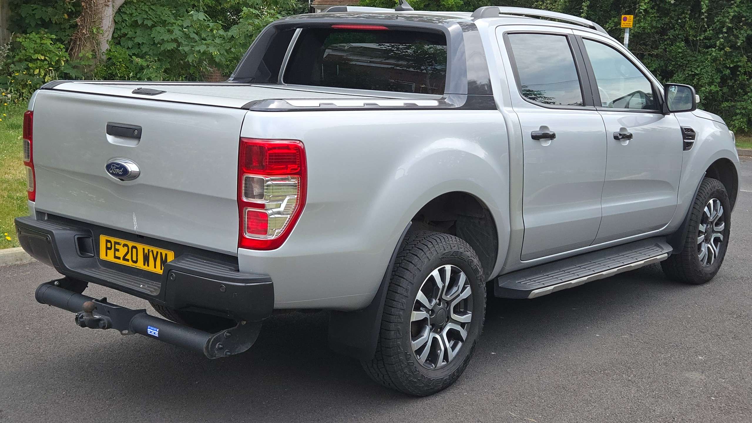 A 2020 FORD RANGER 2.0 EcoBlue Wildtrak Pickup Double Cab Auto 4WD Euro 6 (s/s) 4dr A 2020 FORD RANGER 2.0 EcoBlue Wildtrak Pickup Double Cab Auto 4WD Euro 6 (s/s) 4dr