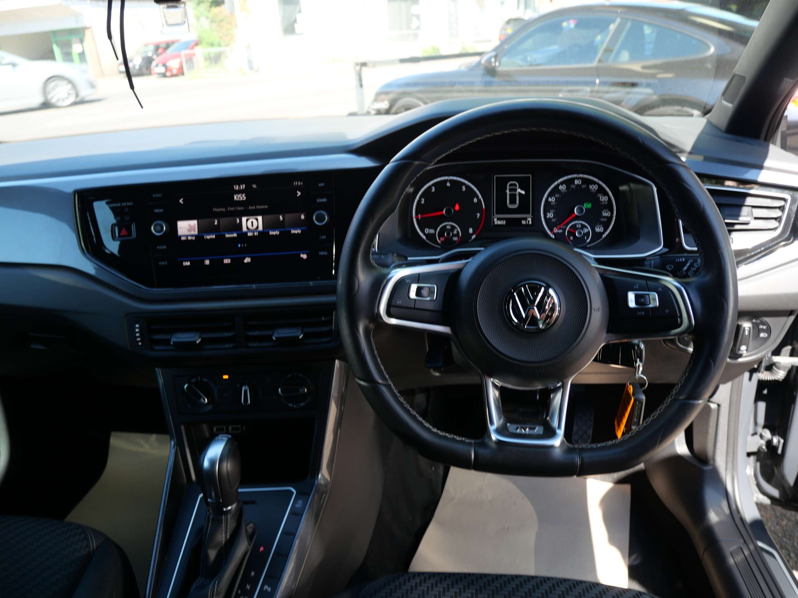 2019 VOLKSWAGEN POLO 2019 VOLKSWAGEN POLO