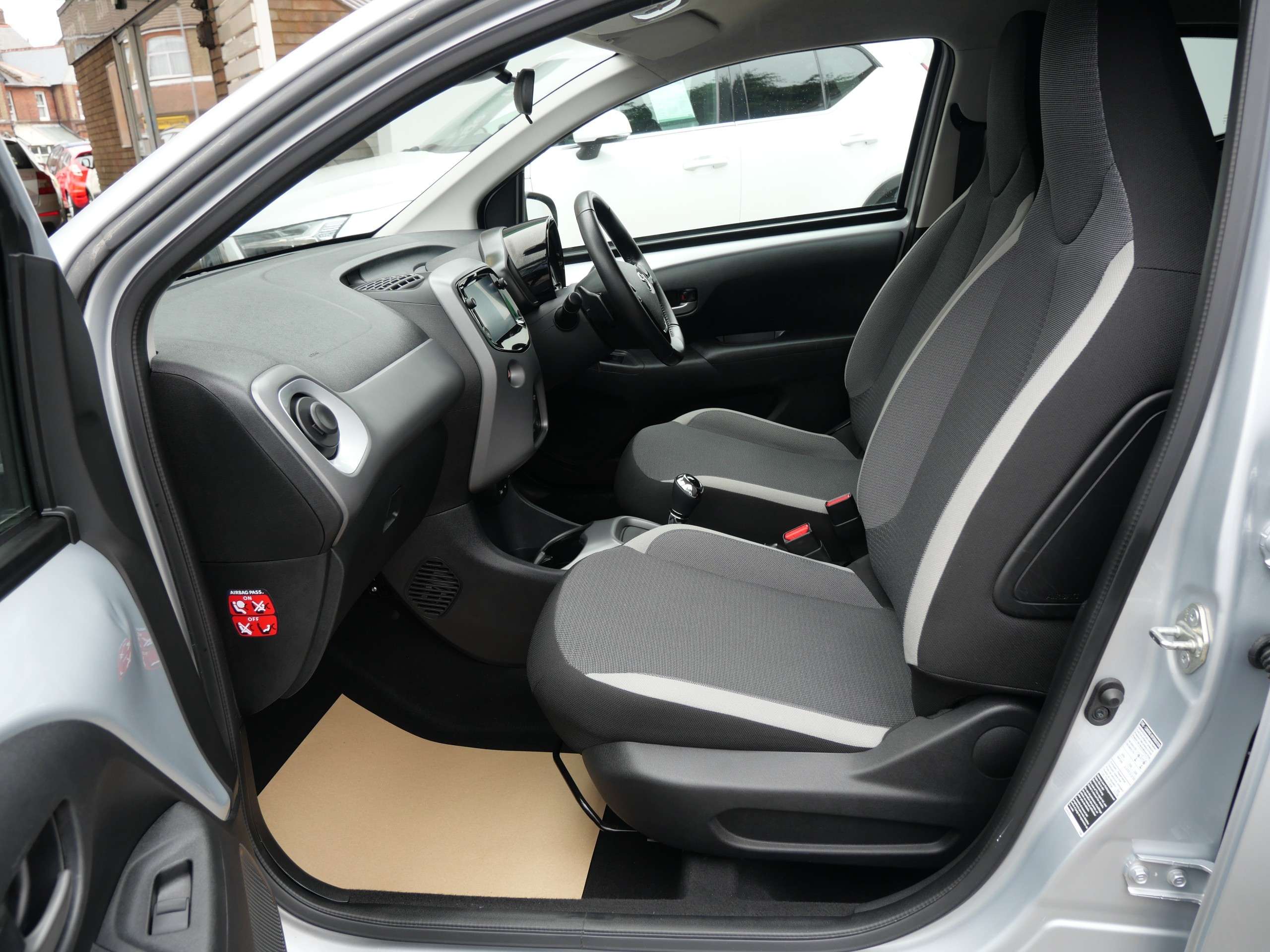 2020 TOYOTA AYGO 2020 TOYOTA AYGO