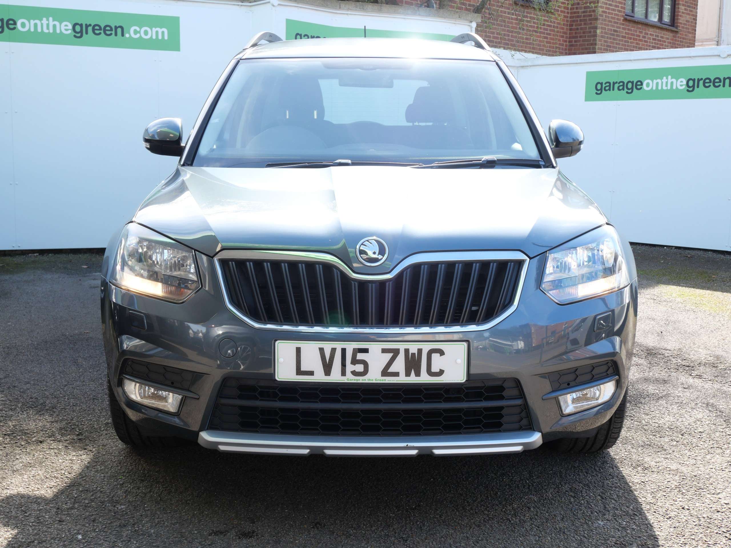 A 2015 SKODA YETI 1.2 TSI SE Euro 5 5dr 1 Owner Only 24000 Miles A 2015 SKODA YETI 1.2 TSI SE Euro 5 5dr 1 Owner Only 24000 Miles