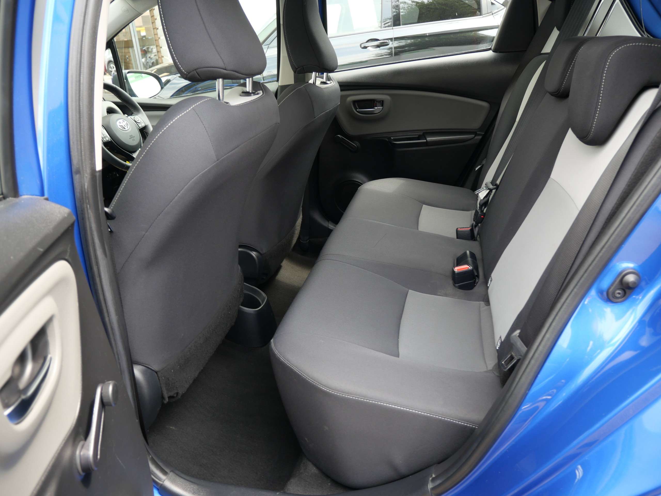 2017 TOYOTA YARIS 2017 TOYOTA YARIS