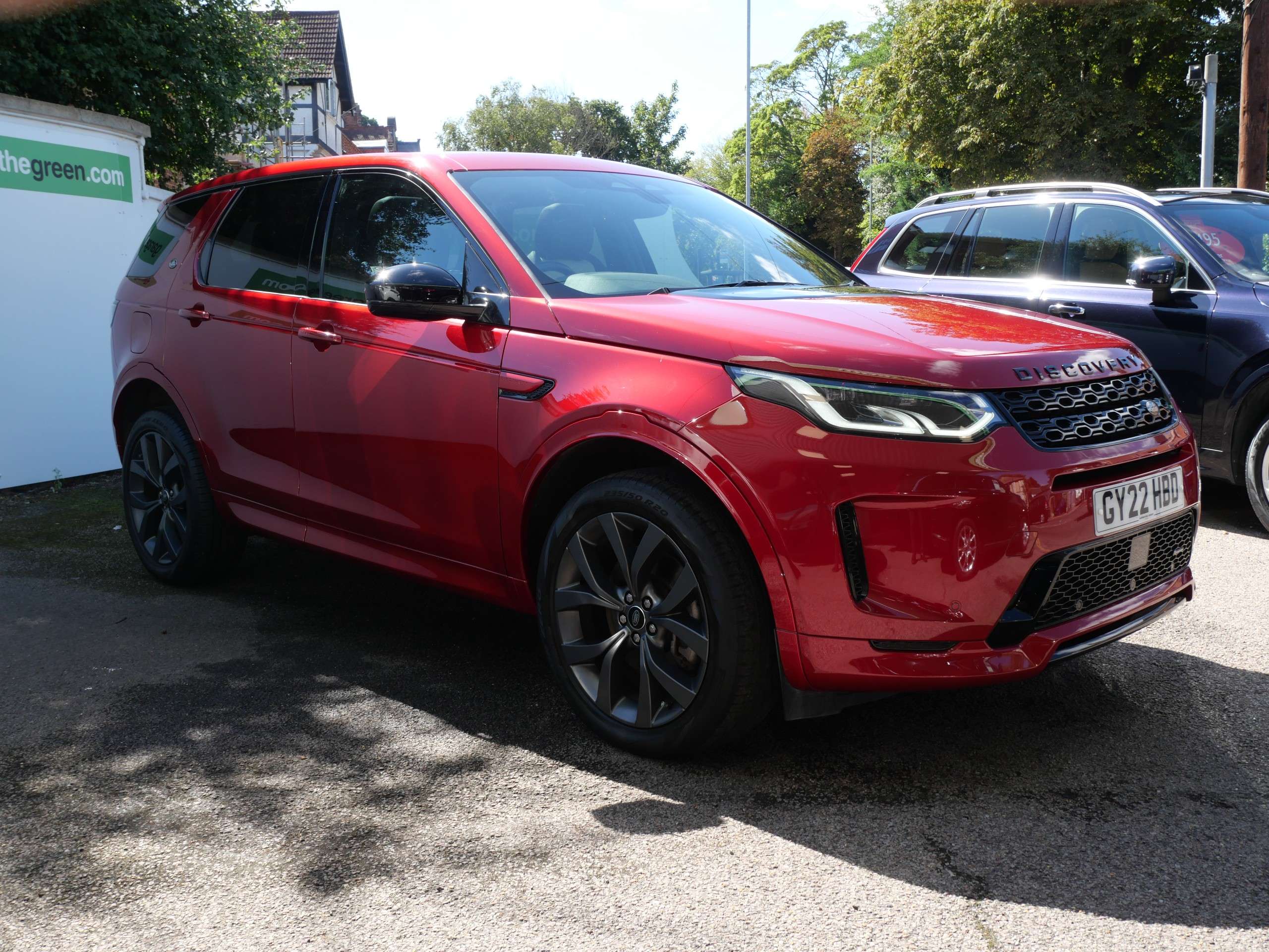 A 2022 LAND ROVER DISCOVERY SPORT 2.0 D200 MHEV R-Dynamic SE Auto 4WD Euro 6 (s/s) 5dr A 2022 LAND ROVER DISCOVERY SPORT 2.0 D200 MHEV R-Dynamic SE Auto 4WD Euro 6 (s/s) 5dr