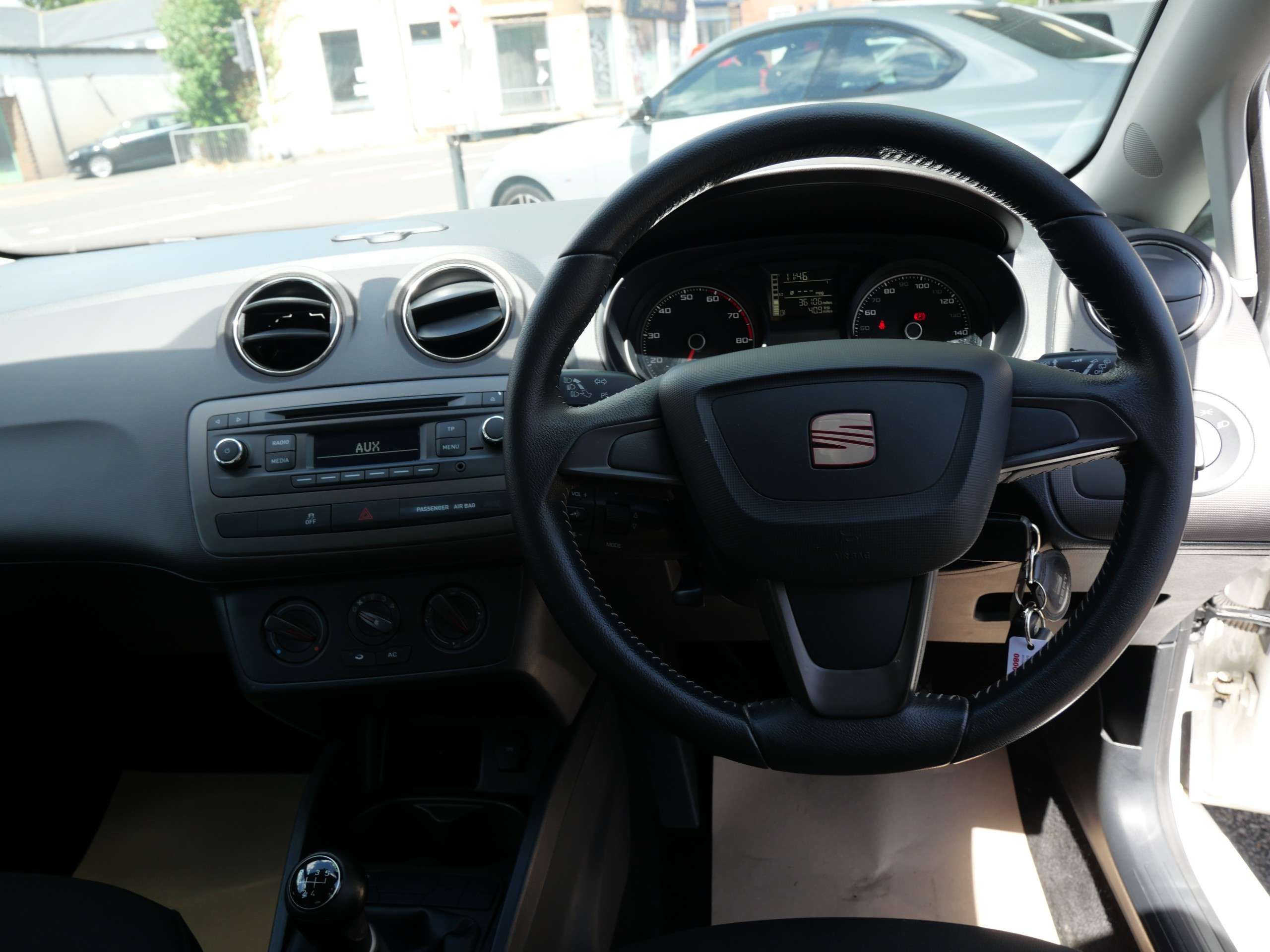 2013 SEAT IBIZA 2013 SEAT IBIZA