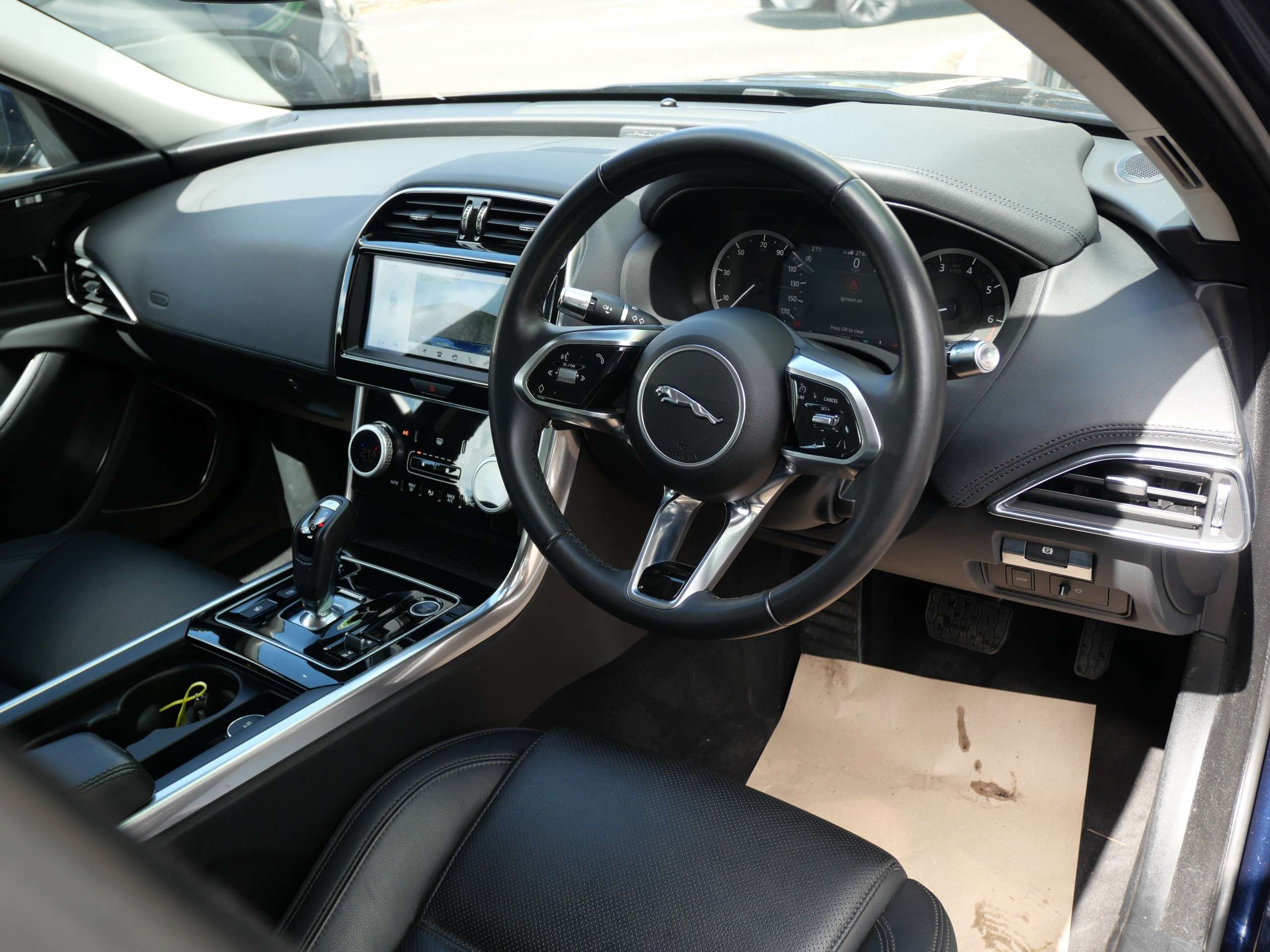 2019 JAGUAR XE 2019 JAGUAR XE