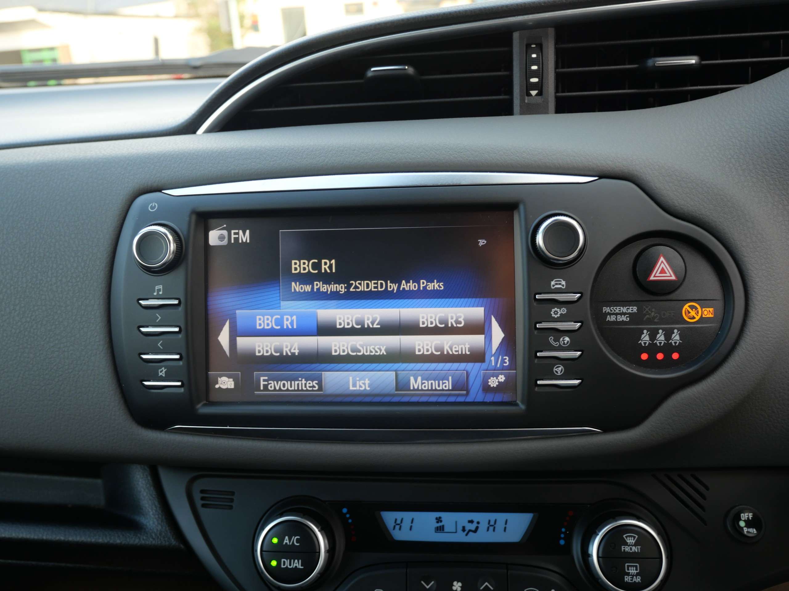 2018 TOYOTA YARIS 2018 TOYOTA YARIS