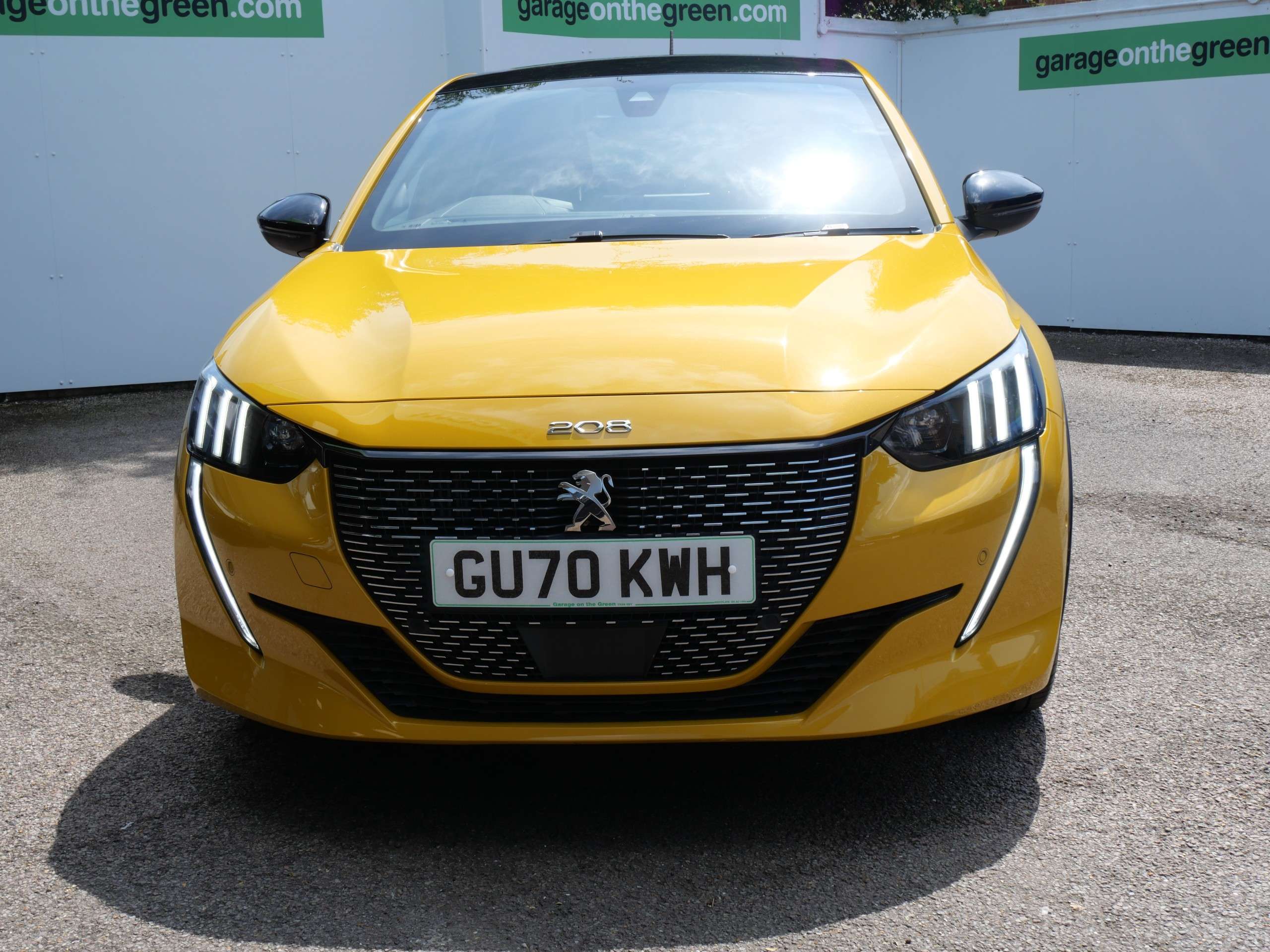 A 2020 PEUGEOT 208 1.2 PureTech GT Line Euro 6 (s/s) 5dr A 2020 PEUGEOT 208 1.2 PureTech GT Line Euro 6 (s/s) 5dr