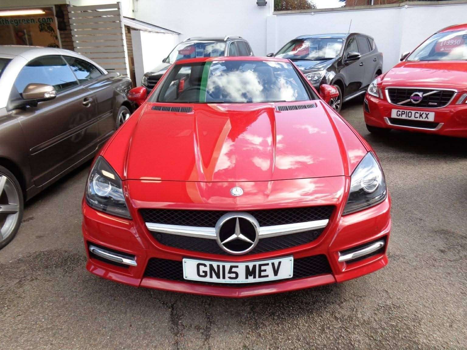A 2015 MERCEDES-BENZ SLK 2.1 SLK250 CDI AMG Sport Convertible 2dr Diesel G-Tronic+ Euro 5 (s/s) (204 ps) A 2015 MERCEDES-BENZ SLK 2.1 SLK250 CDI AMG Sport Convertible 2dr Diesel G-Tronic+ Euro 5 (s/s) (204 ps)