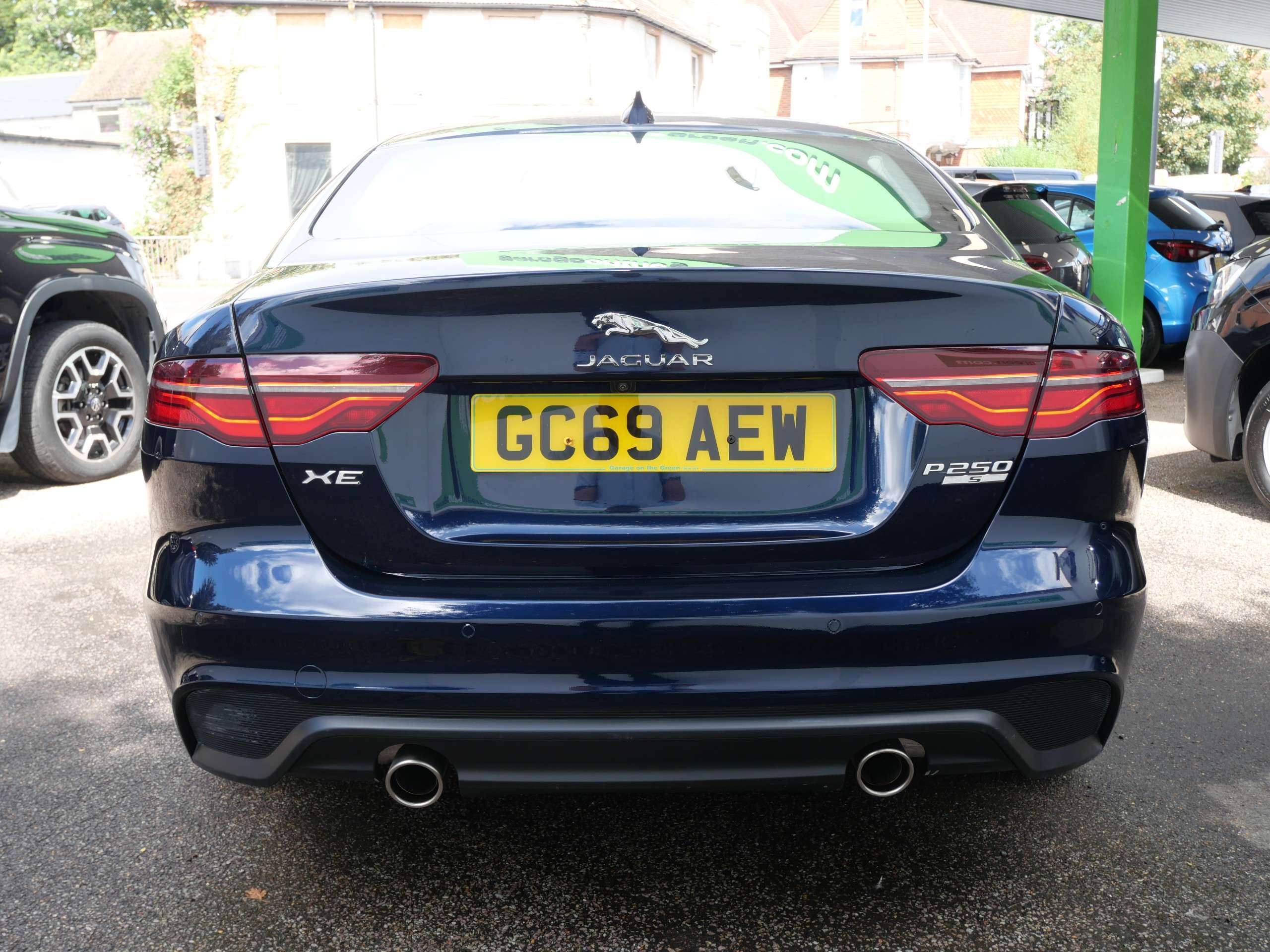 2019 JAGUAR XE 2019 JAGUAR XE