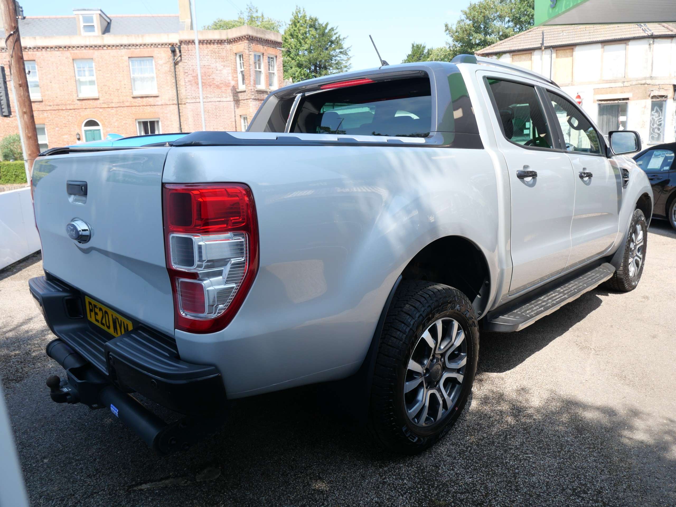 A 2020 FORD RANGER 2.0 EcoBlue Wildtrak Pickup Double Cab Auto 4WD Euro 6 (s/s) 4dr A 2020 FORD RANGER 2.0 EcoBlue Wildtrak Pickup Double Cab Auto 4WD Euro 6 (s/s) 4dr