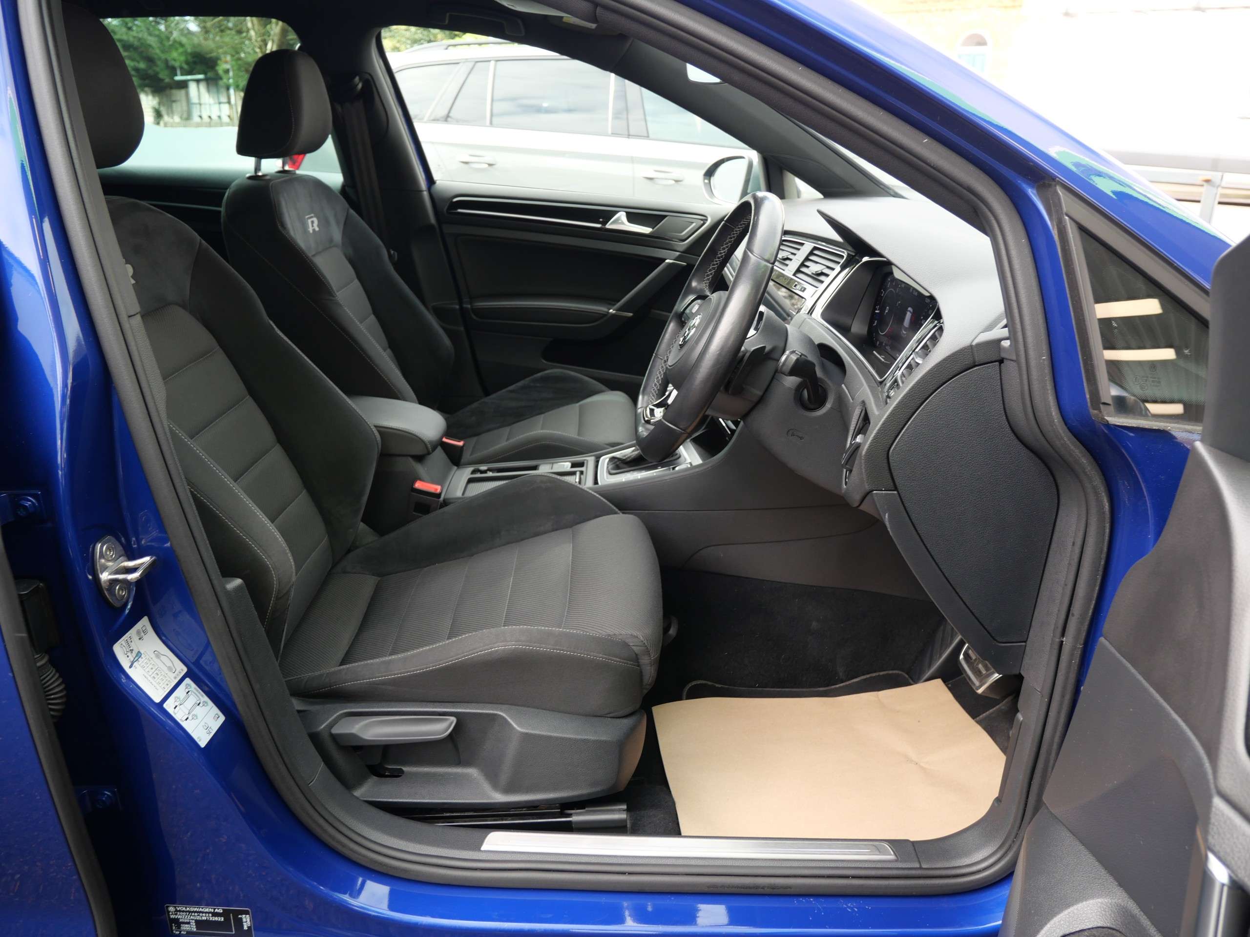 2020 VOLKSWAGEN GOLF 2020 VOLKSWAGEN GOLF