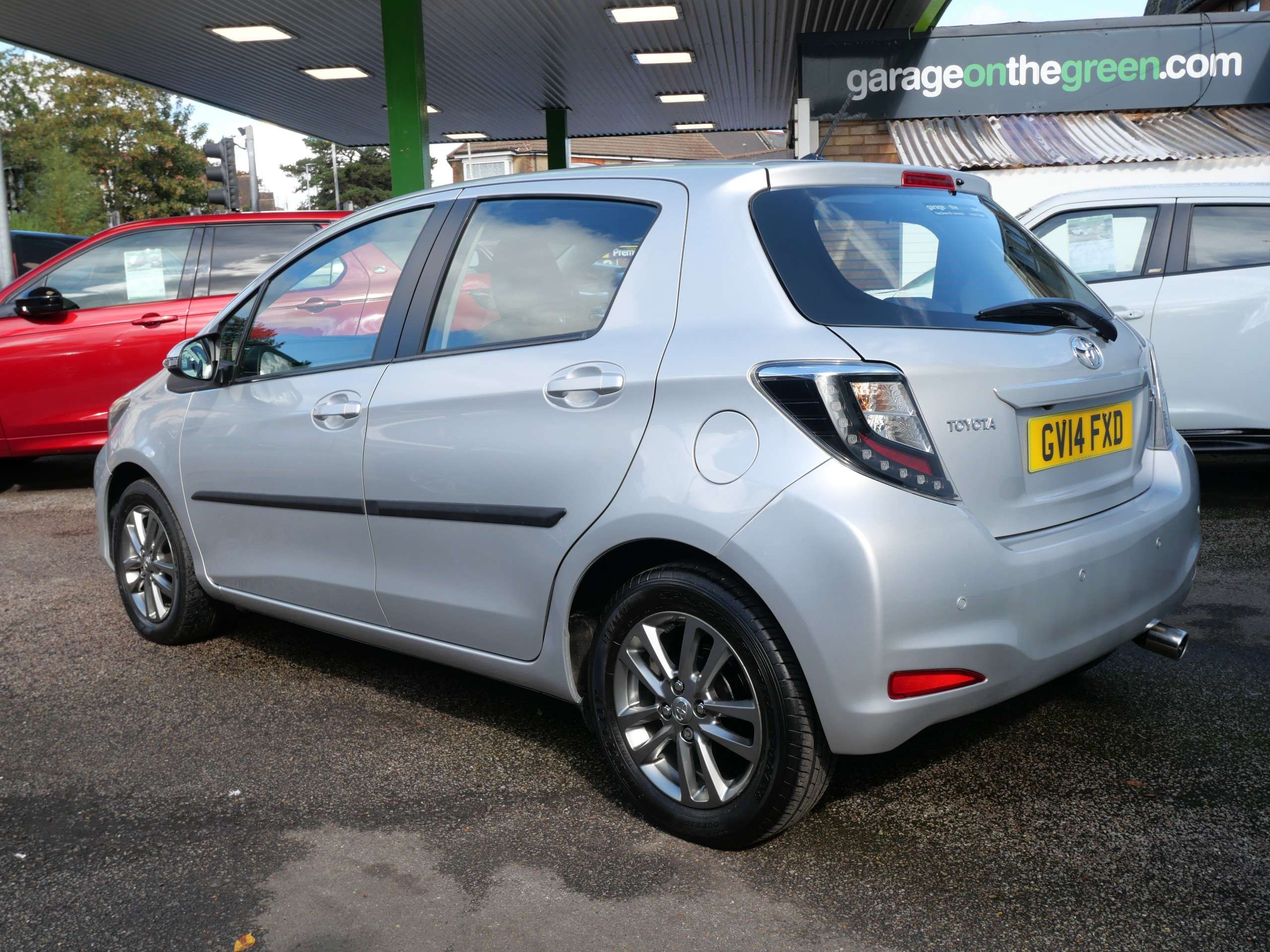 2014 TOYOTA YARIS 2014 TOYOTA YARIS