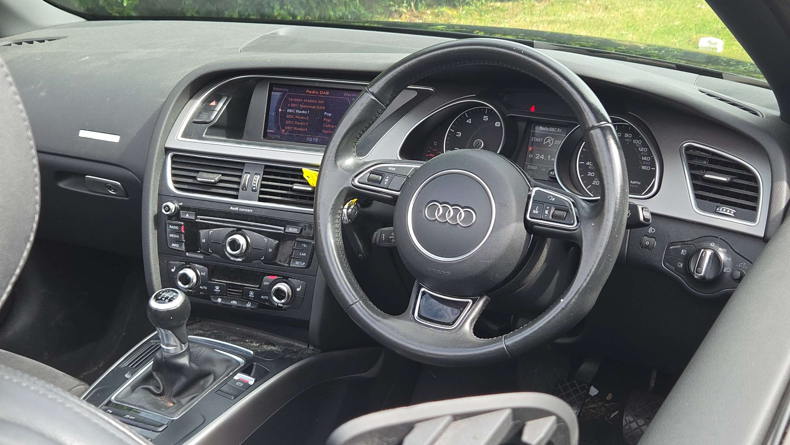 A 2014 AUDI A5 CABRIOLET 2.0 TFSI SE Euro 6 (s/s) 2dr Only 29000 Miles A 2014 AUDI A5 CABRIOLET 2.0 TFSI SE Euro 6 (s/s) 2dr Only 29000 Miles