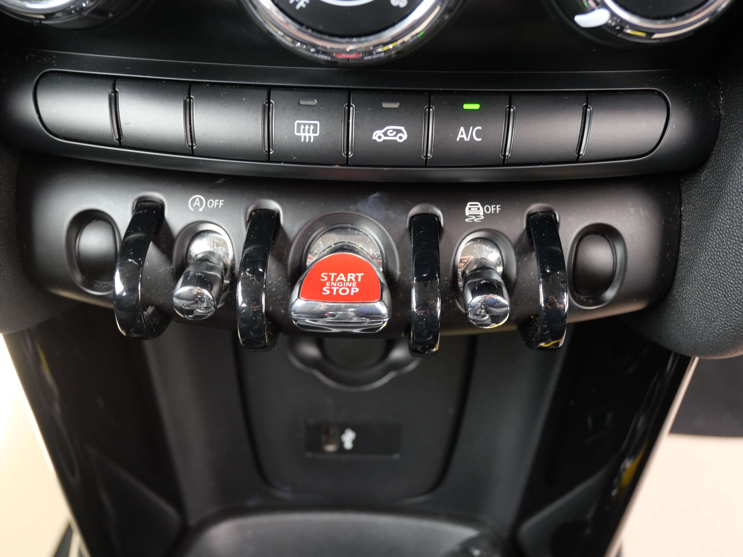 2021 MINI HATCH 2021 MINI HATCH