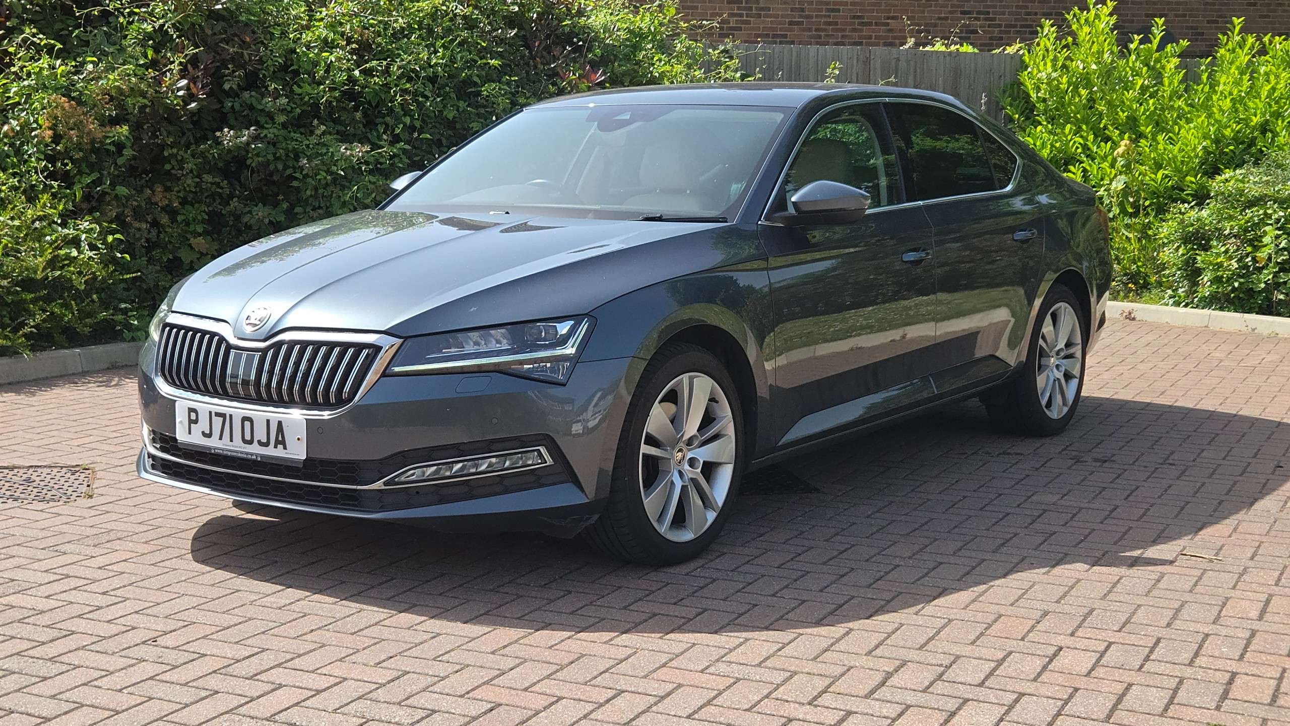 A 2021 SKODA SUPERB 2.0 TSI SE L DSG Euro 6 (s/s) (190 ps) 5dr A 2021 SKODA SUPERB 2.0 TSI SE L DSG Euro 6 (s/s) (190 ps) 5dr