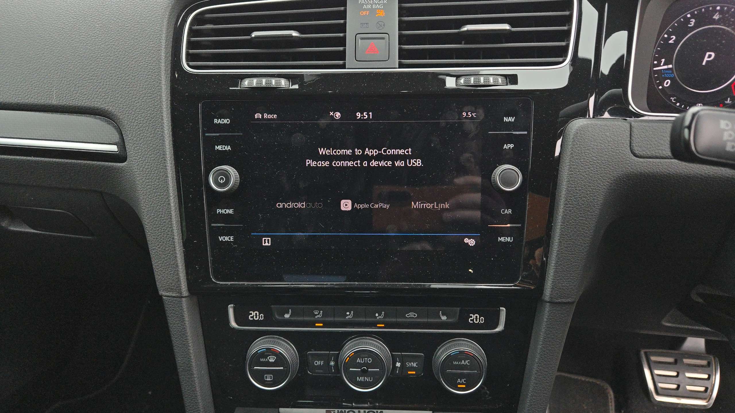 2019 VOLKSWAGEN GOLF 2019 VOLKSWAGEN GOLF