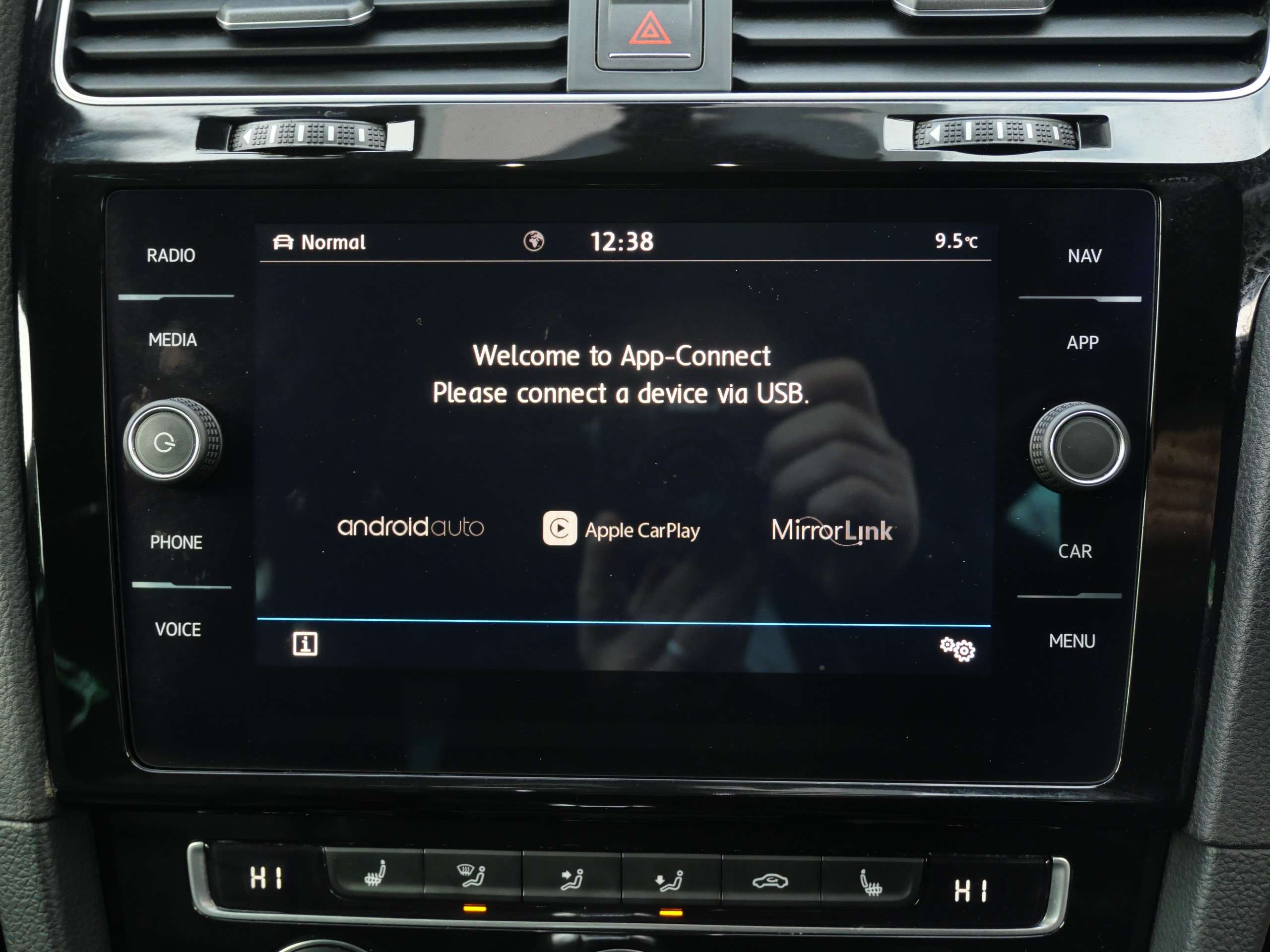 2017 VOLKSWAGEN GOLF 2017 VOLKSWAGEN GOLF