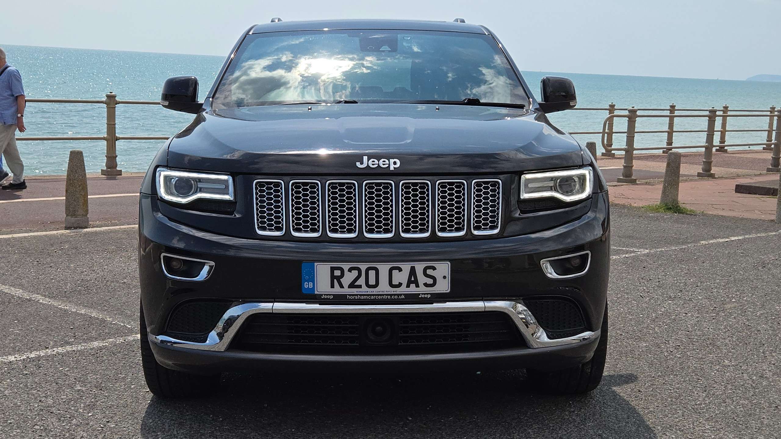 A 2016 JEEP GRAND CHEROKEE 3.0 V6 CRD Summit Auto 4WD Euro 6 (247 bhp) 5dr Only 39000 Miles A 2016 JEEP GRAND CHEROKEE 3.0 V6 CRD Summit Auto 4WD Euro 6 (247 bhp) 5dr Only 39000 Miles